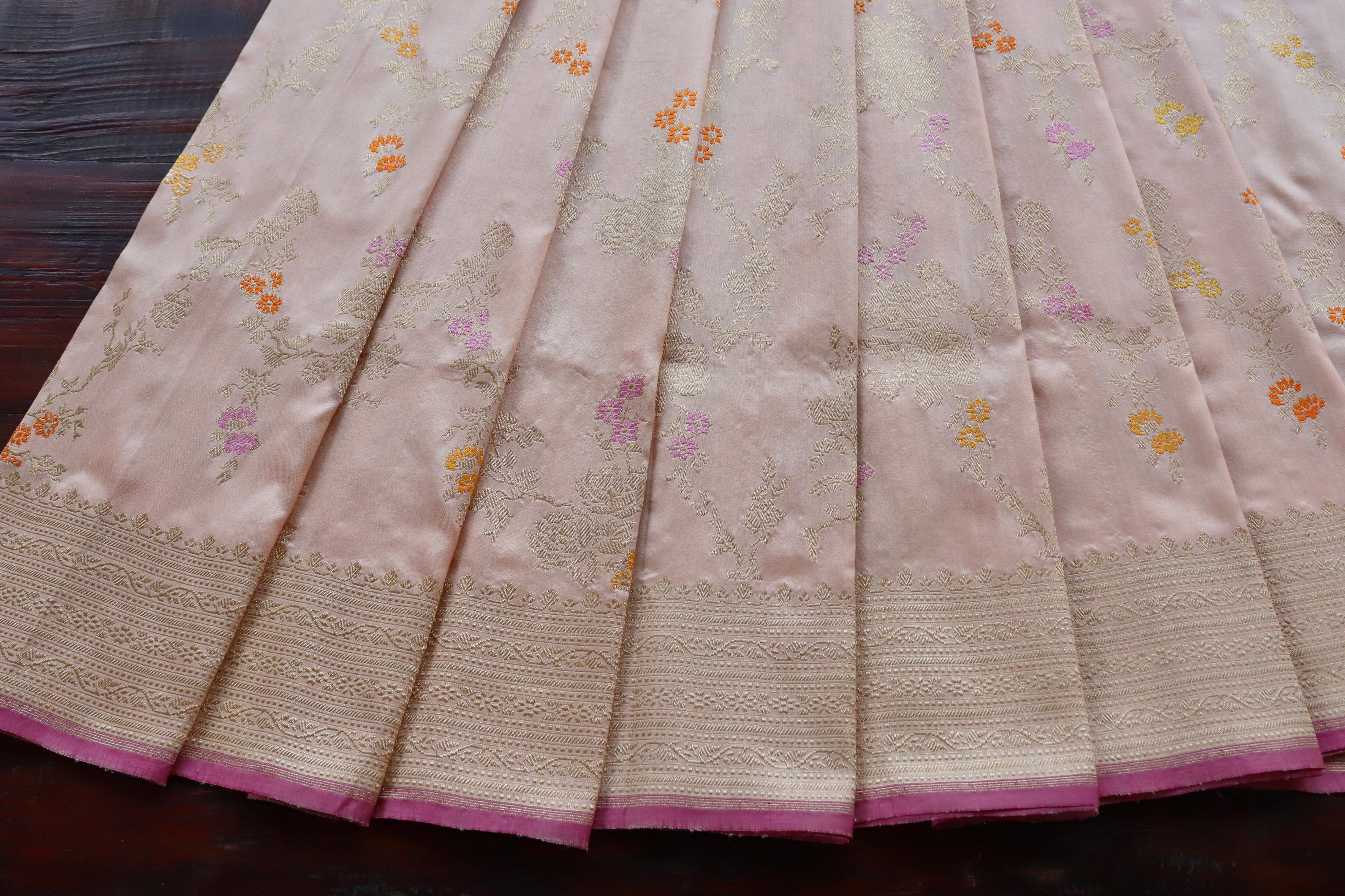 Peach Gulab Jangla Pure Silk Handloom Banarasi Saree