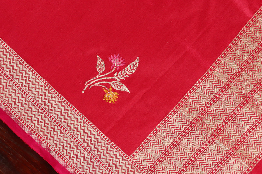 Red Leaf Motif Pure Silk Handloom Banarasi Dupatta