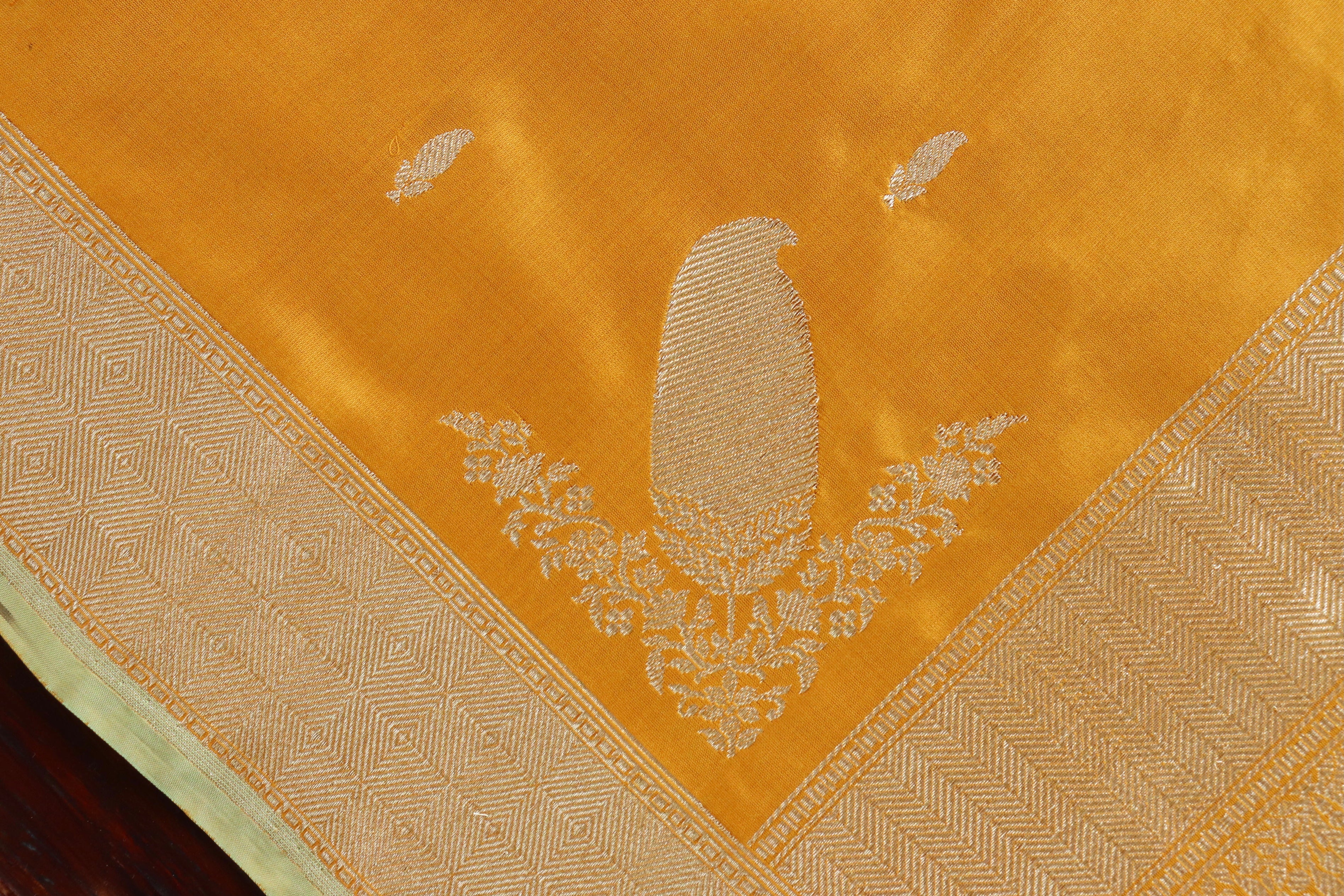 Yellow Kairy Kuniya Pure Silk Handloom Banarasi Saree