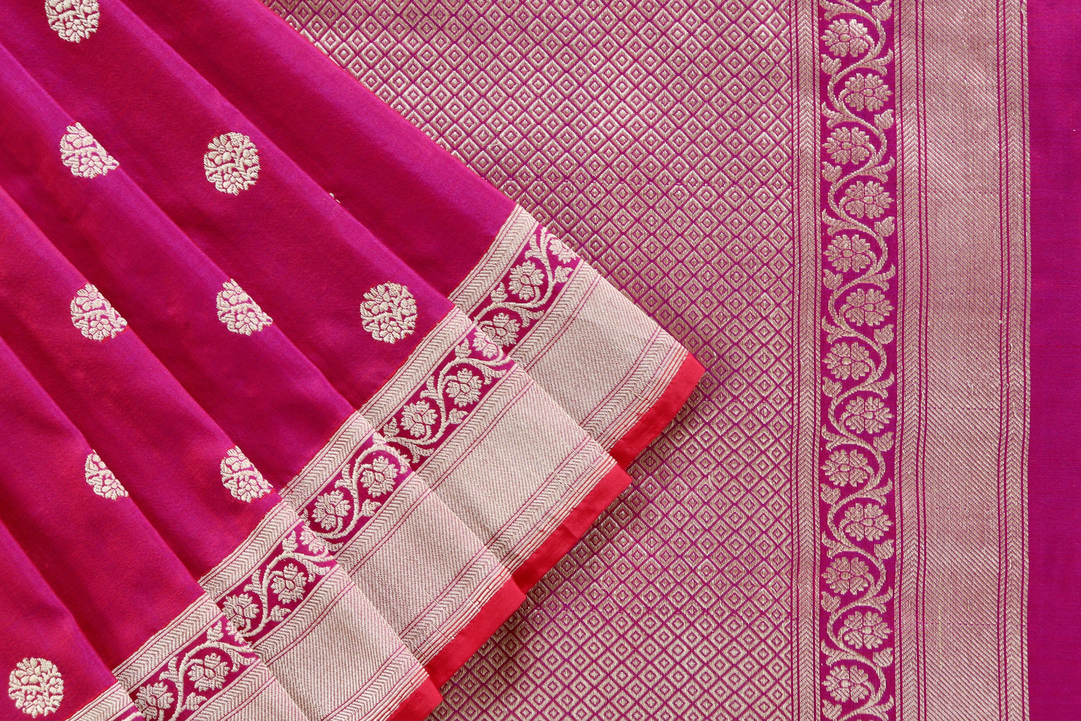 Magenta Ginnie Motif Pure Silk Handloom Banarasi Saree