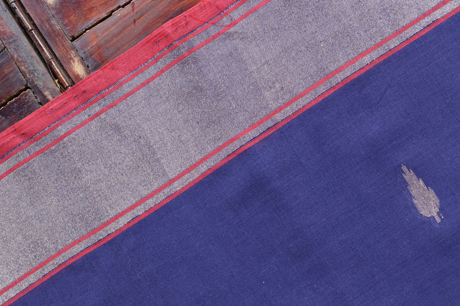 Cotton texture of Neelambari pure zari Banarasi saree