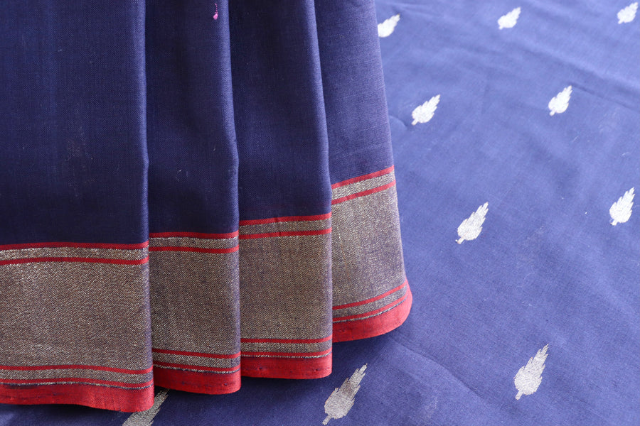Pallu detail of Neelambari pure zari cotton Banarasi saree