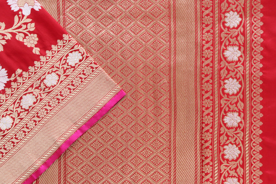 Full drape of Red Zig Zag Jangla pure silk Banarasi saree