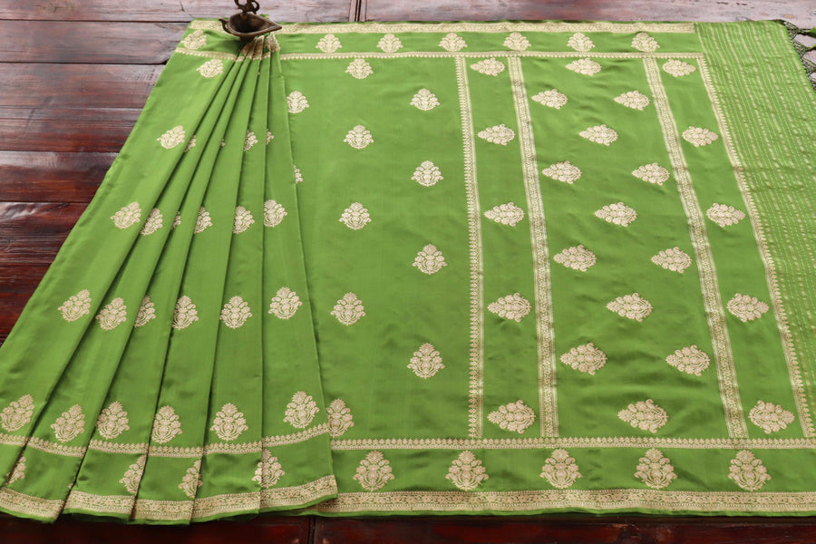 Fern Green Kadhua Motif Pure Silk Handloom Banarasi Saree