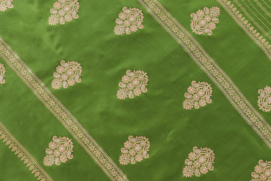 Fern Green Kadhua Motif Pure Silk Handloom Banarasi Saree