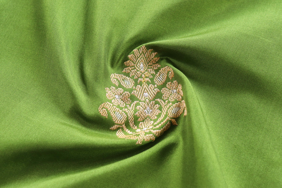 Fern Green Kadhua Motif Pure Silk Handloom Banarasi Saree