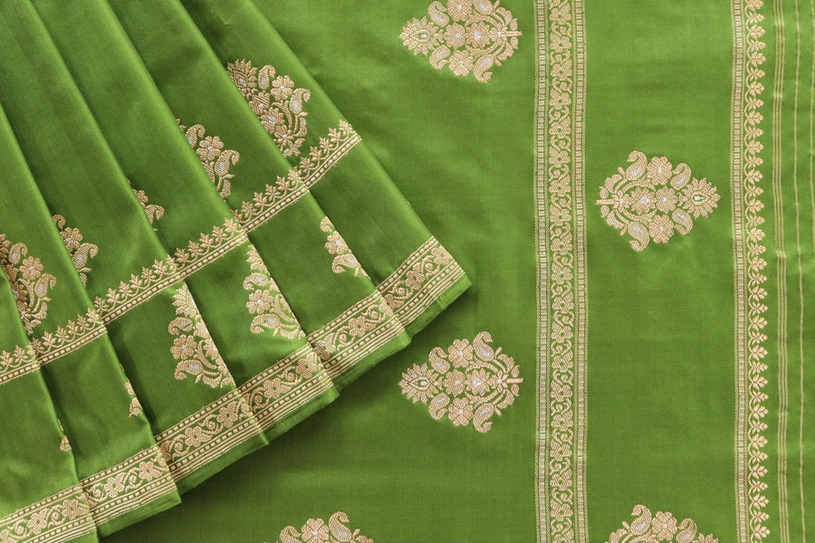 Fern Green Kadhua Motif Pure Silk Handloom Banarasi Saree