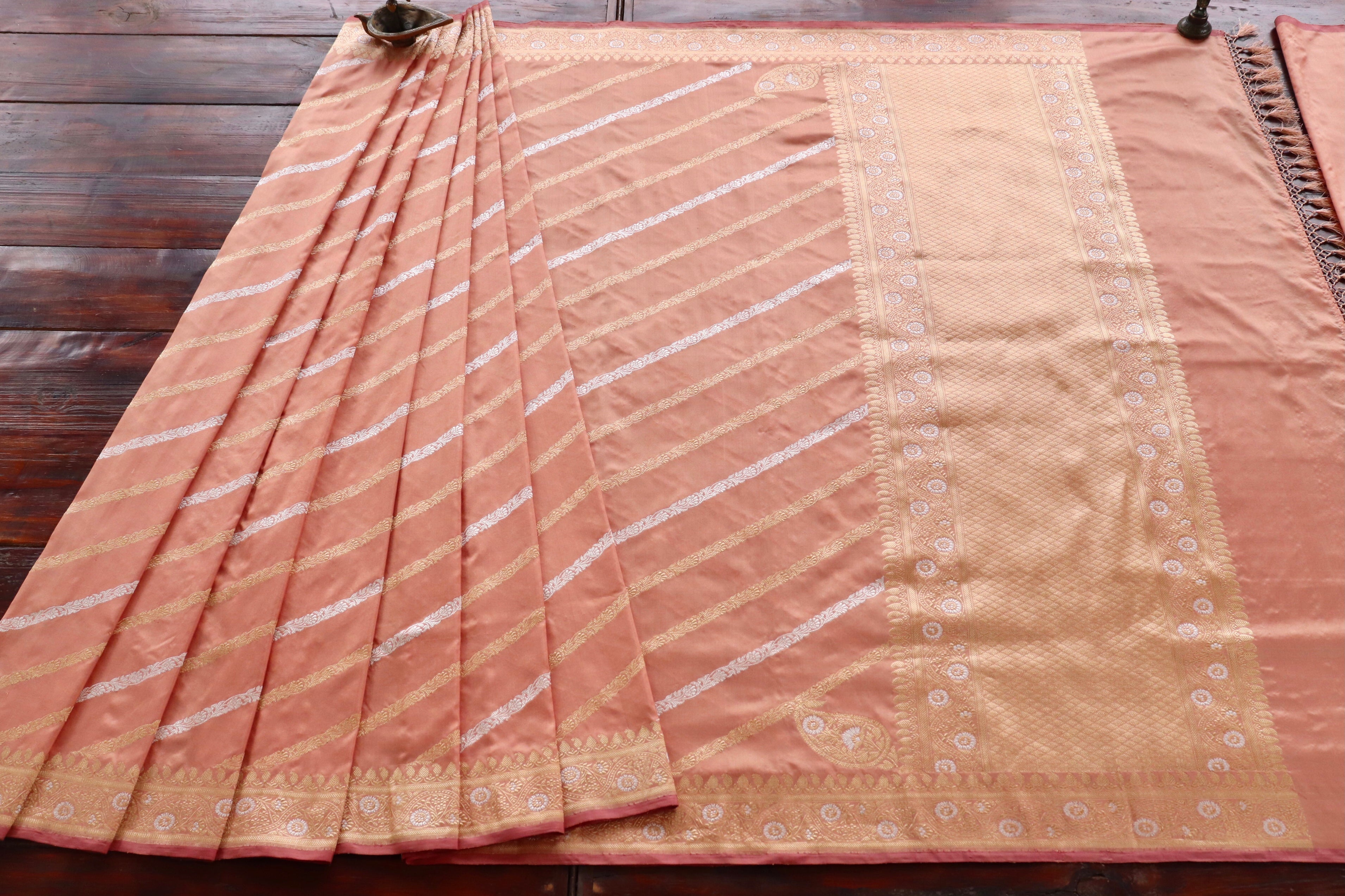 Peach Aada Jangla Pure Katan Silk Banarasi Saree