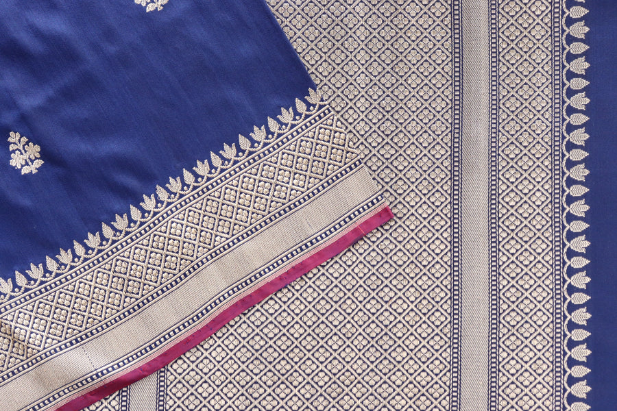Navy Blue Leaf Motif Handloom Banarasi Silk Saree