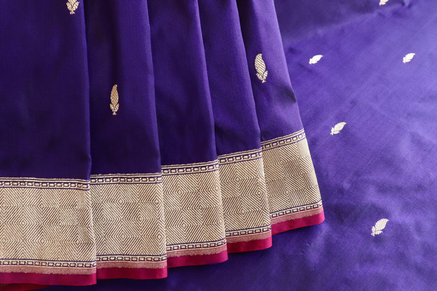 Navy Blue Kairy Kuniya Pure Silk Handloom Banarasi Saree
