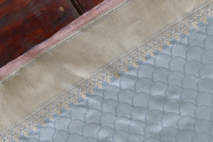 Pleat detail of Grey Tanchoi Banarasi saree