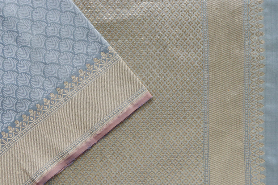 Full drape of Grey Tanchoi pure silk Banarasi saree