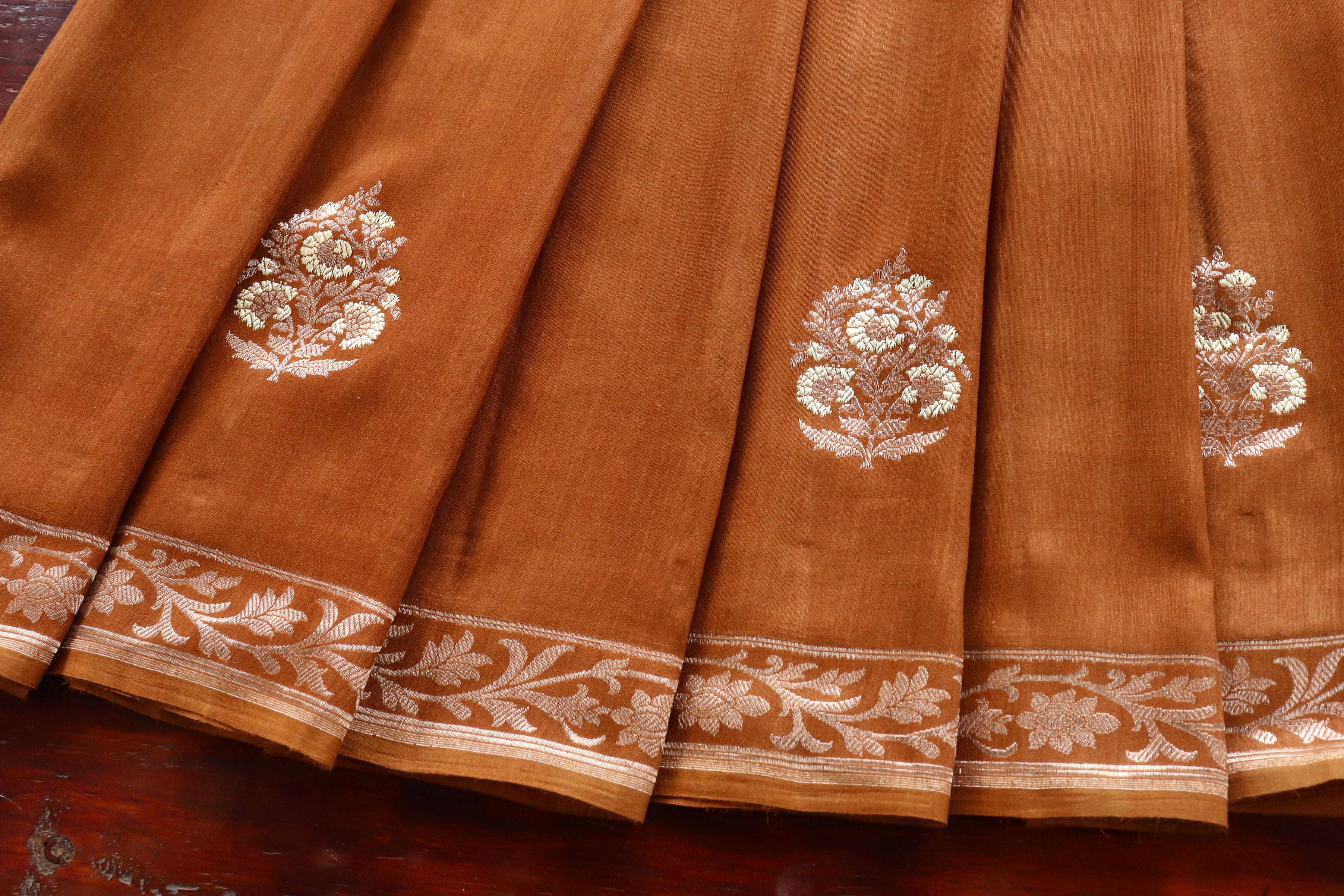 Brown Kadhua Motif Munga Silk Handloom Saree