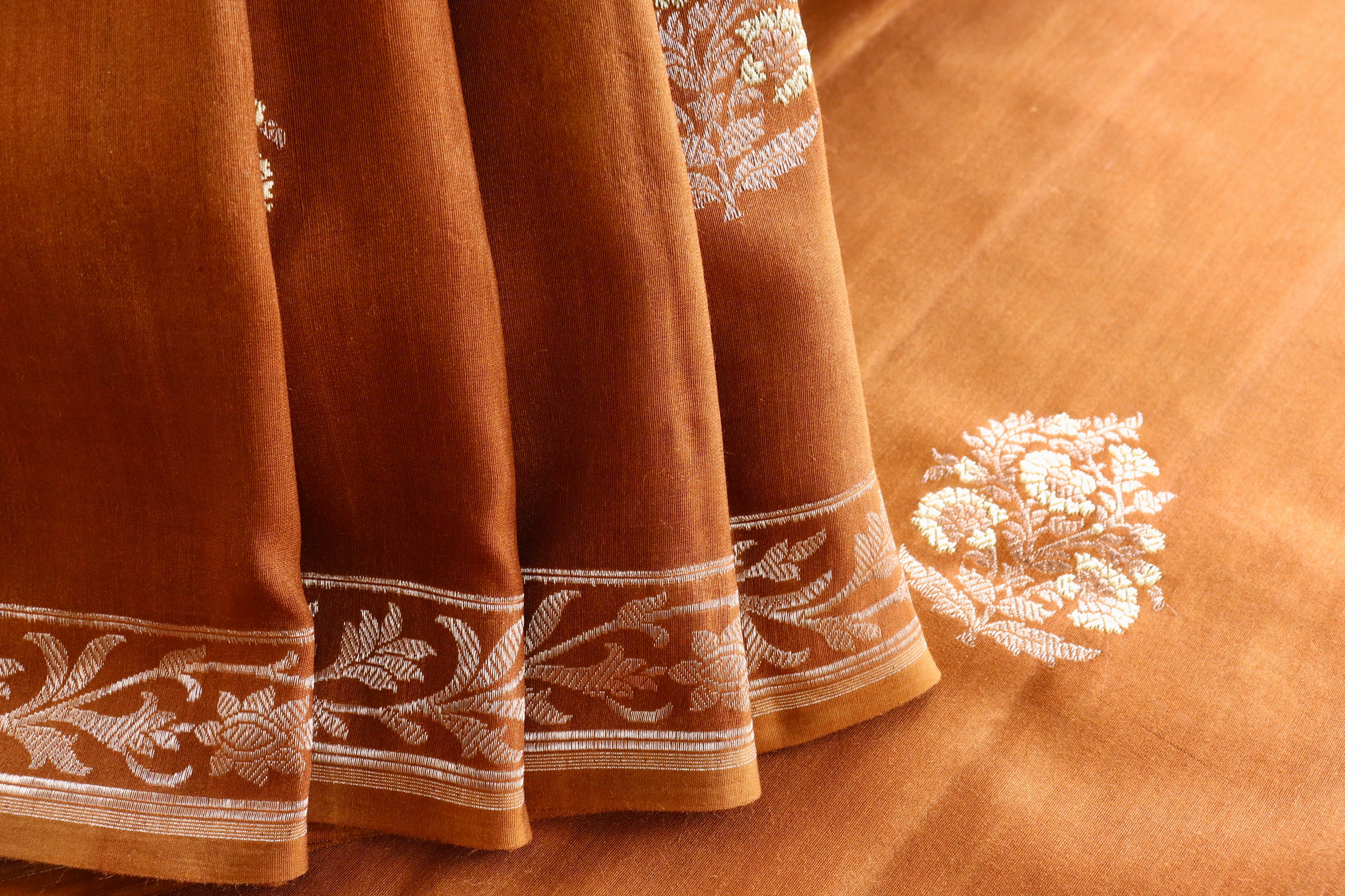 Brown Kadhua Motif Munga Silk Handloom Saree