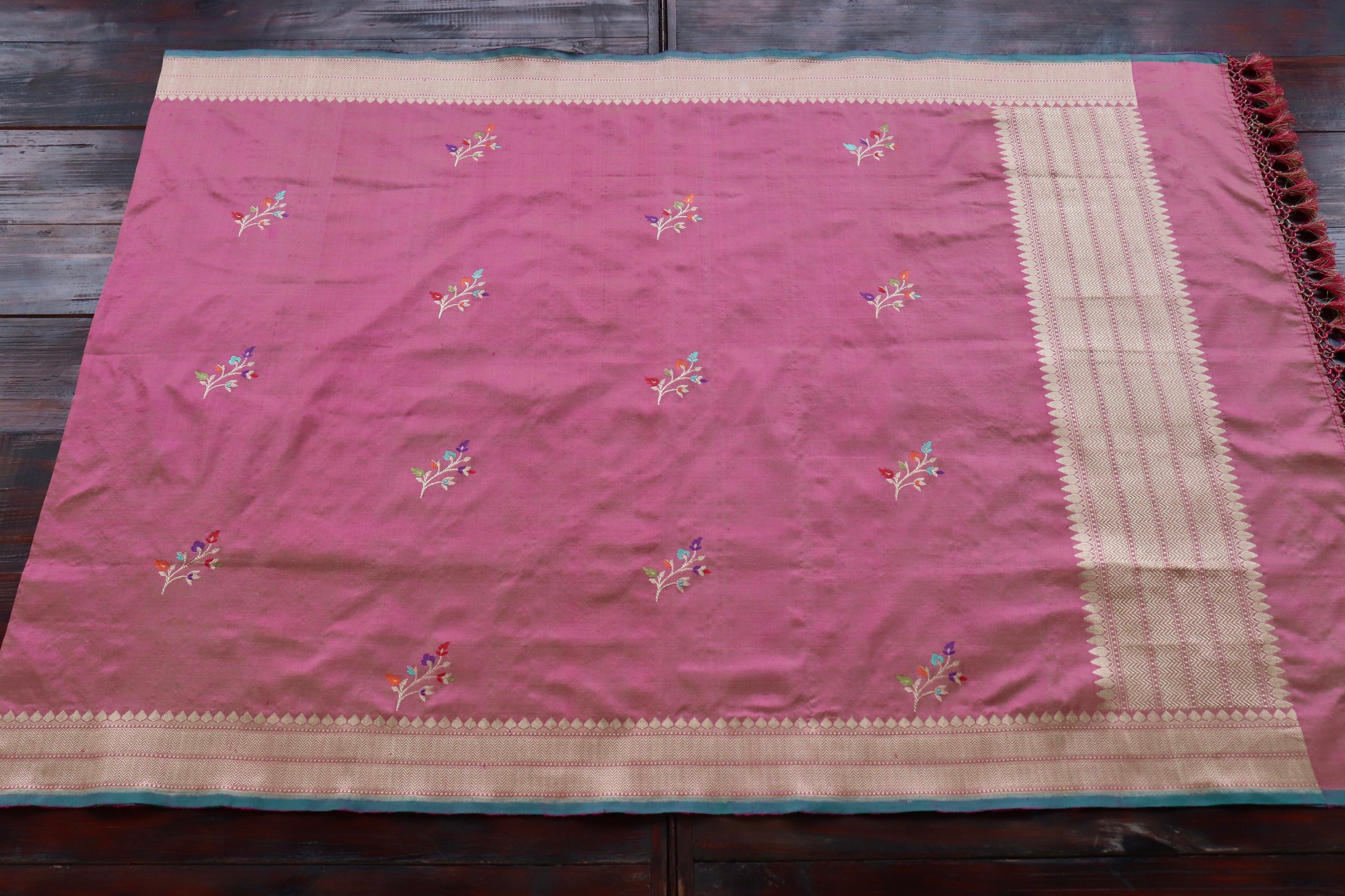 Blush Pink Leaf Motif Pure Silk Handloom Banarasi Dupatta