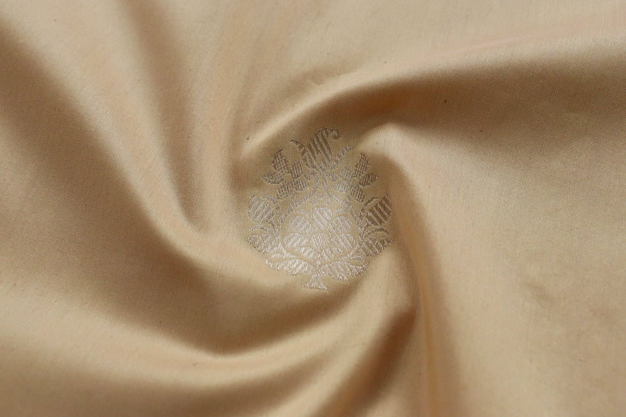 Aanchal motif on Lemon Virsa Kadhua saree