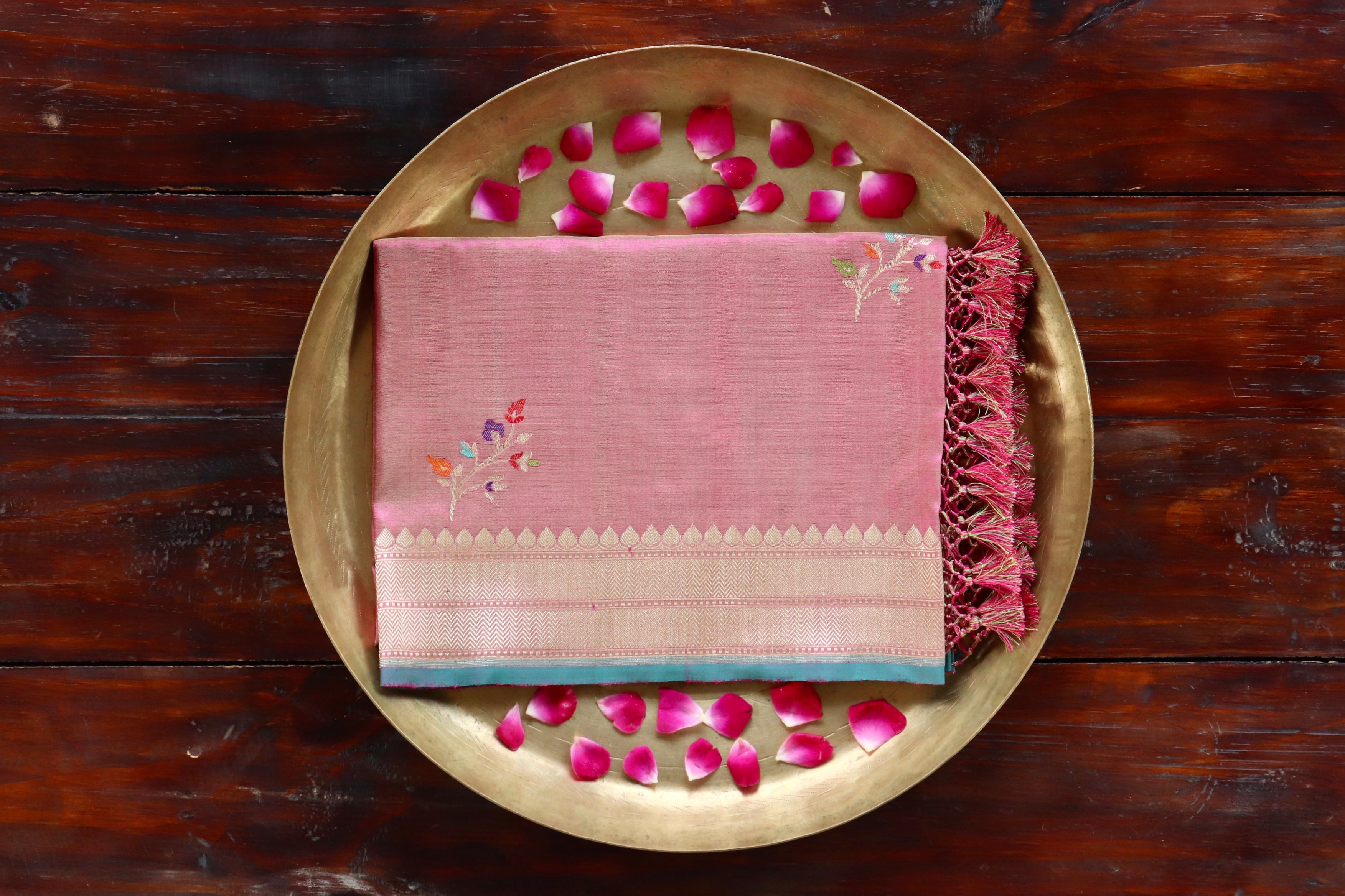 Blush Pink Leaf Motif Pure Silk Handloom Banarasi Dupatta