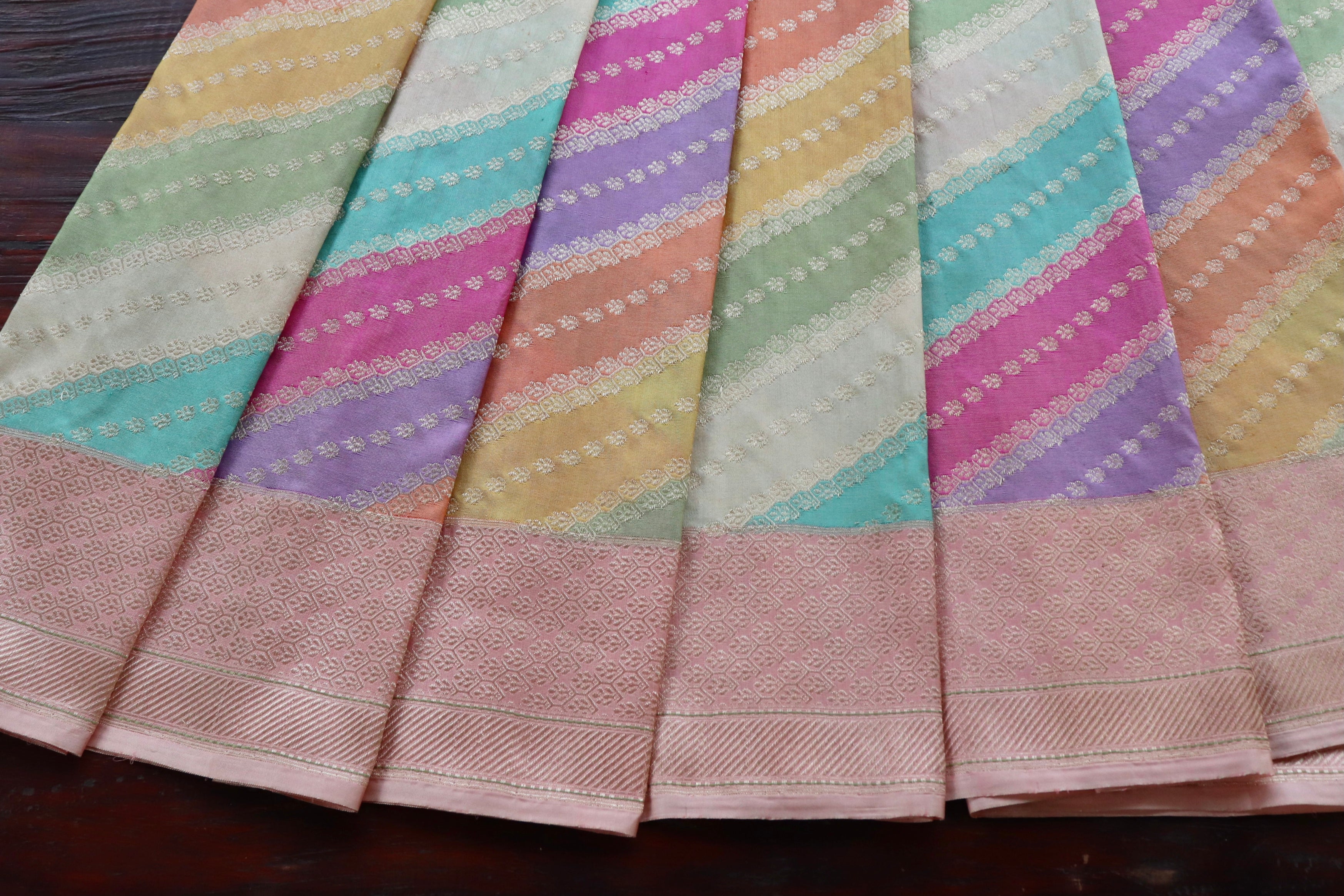 Multicolor Banarasi Rangkaat Pure Silk Handloom Saree