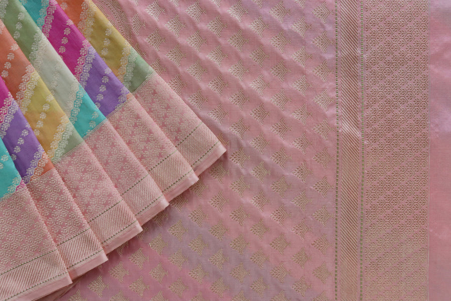 Pleat detail of Multicolor Rangkaat Banarasi saree