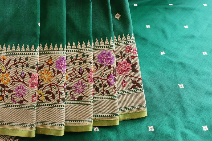 Green Meenadar Kadhua  Pure Silk Handloom Banarasi Saree