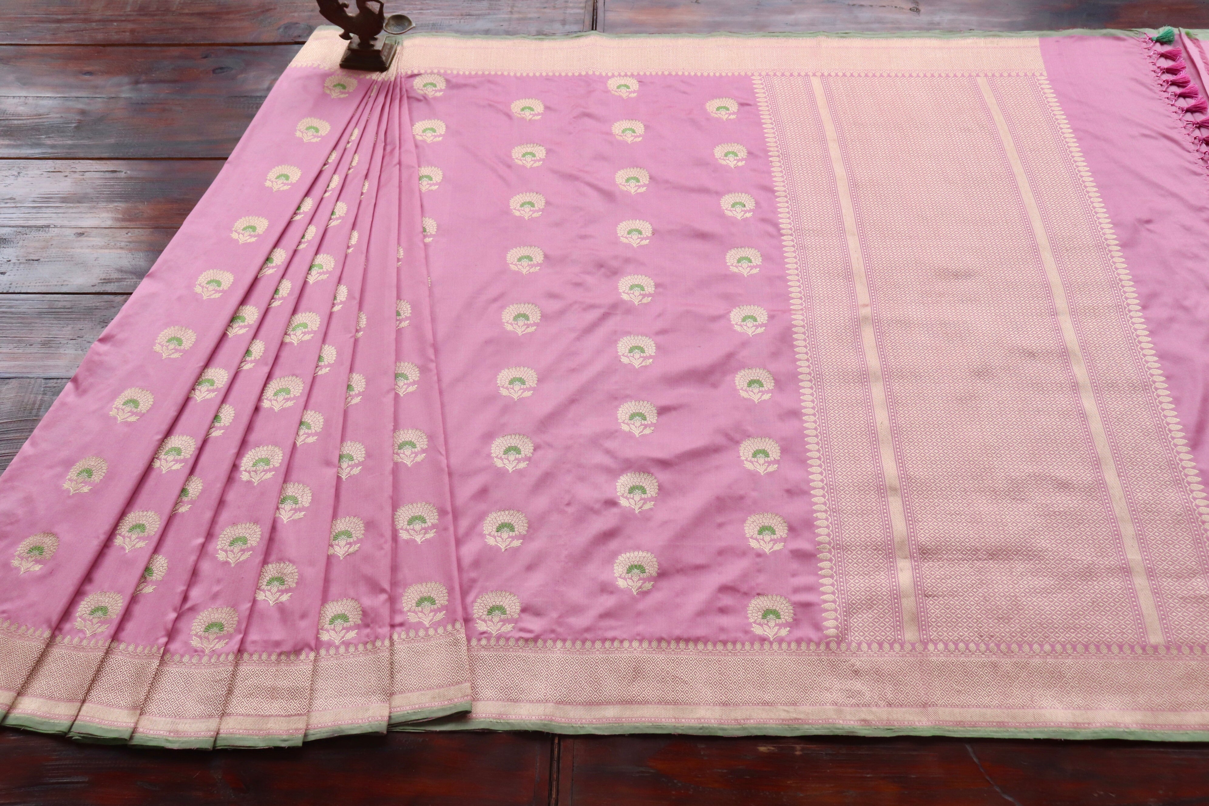 Pink Genda Motif Pure Silk Handloom Banarasi Saree