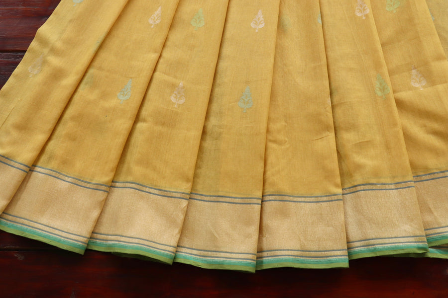 Yellow Cotton Kadhua Motif Banarasi Handloom Saree