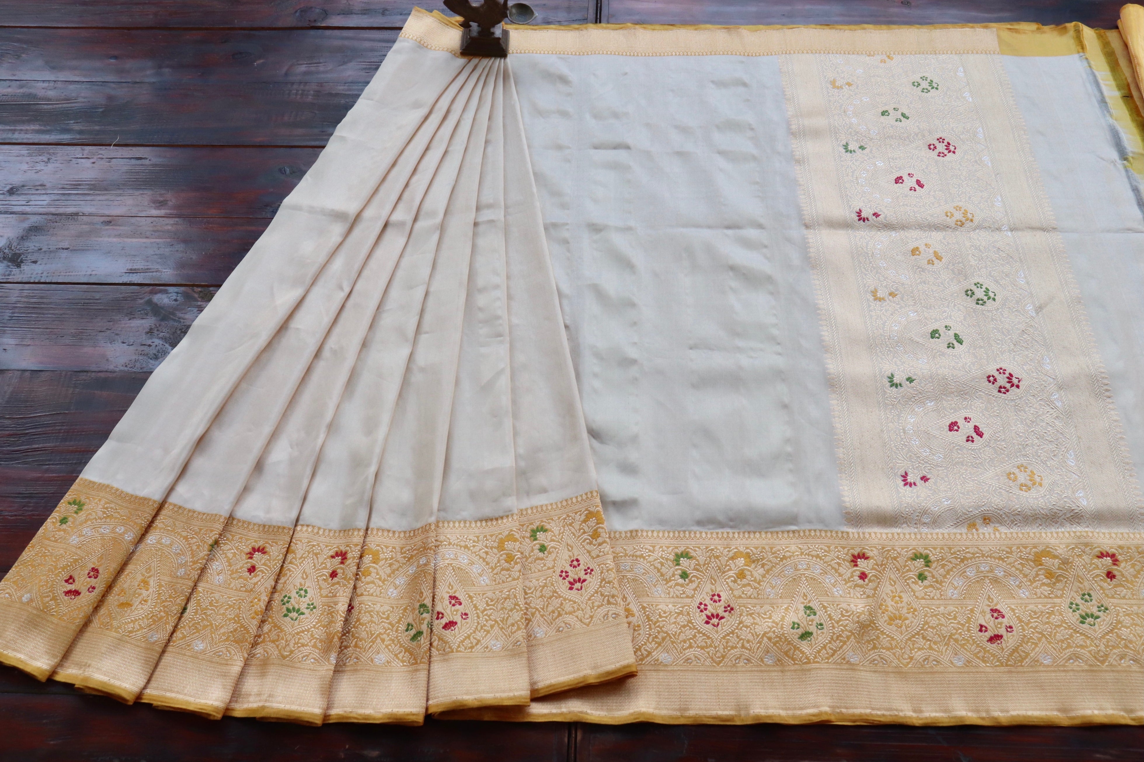 Ivory & Mustard Tissue With Meenadar Silk Kadiyal Banarasi Saree