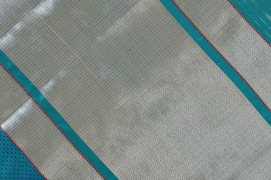 Blue Do Rukhi Resham Handwoven Banarasi Tanchoi Silk Saree