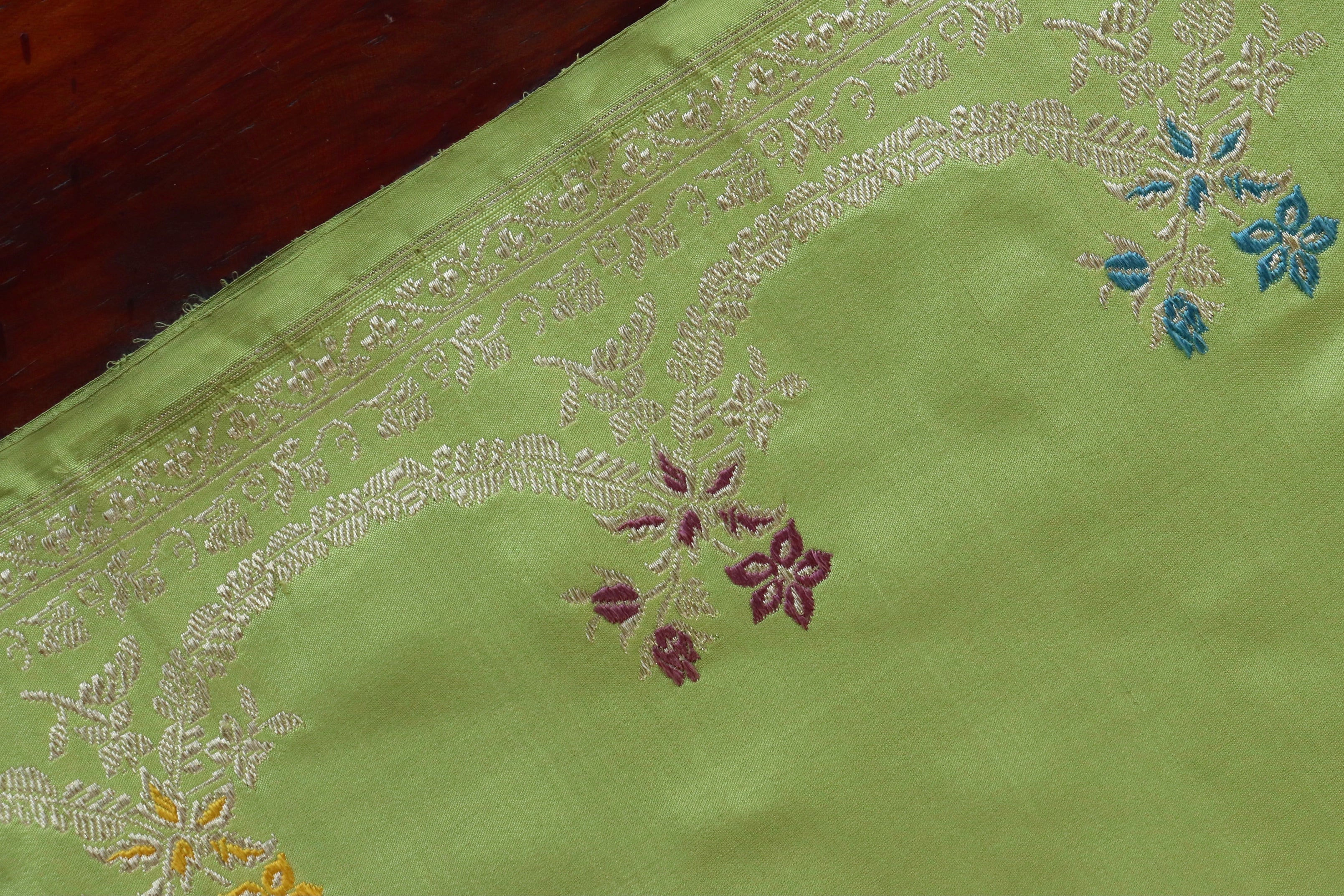 Lime Green Meenadar Kadhua Banarasi Handwoven Silk Sarees