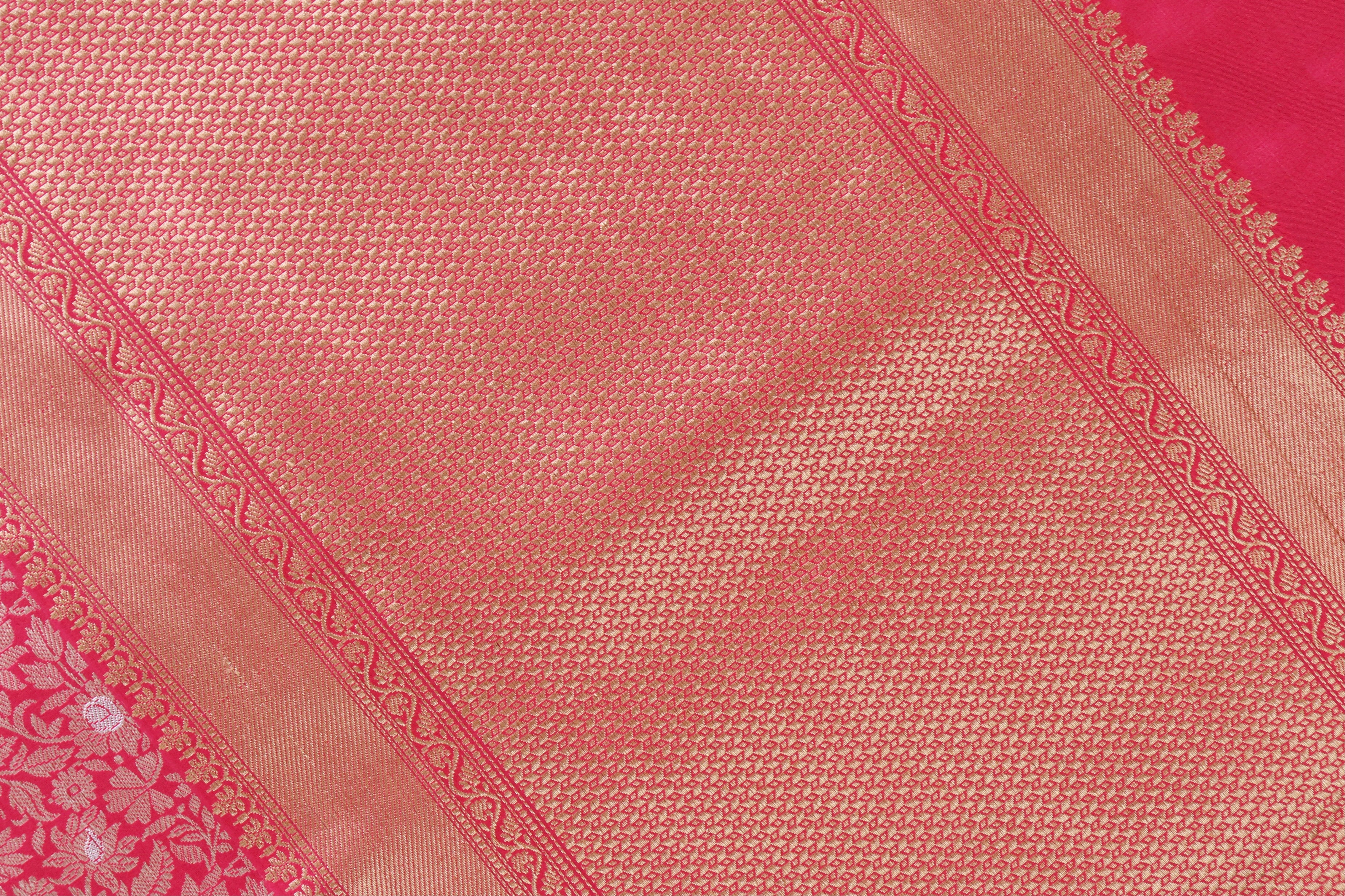 Bright Pink Handwoven Banarasi Tanchoi Silk Saree