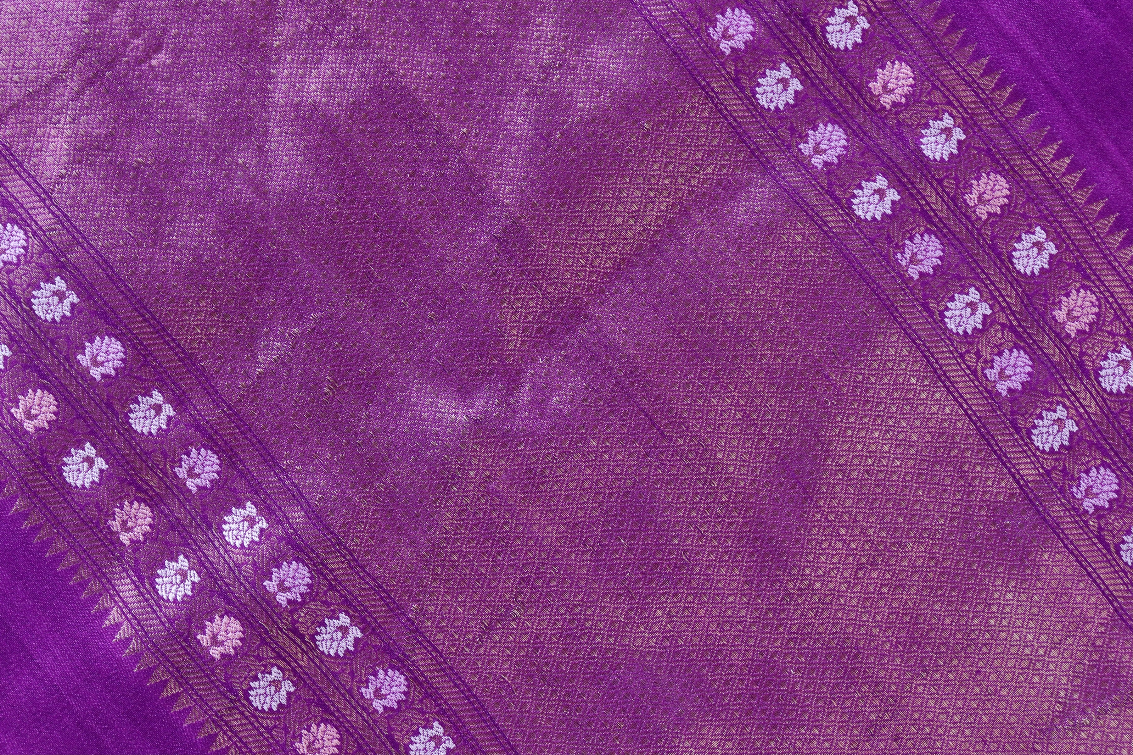 Purple Green Guldasta Motif Handwoven Tussar Silk Saree