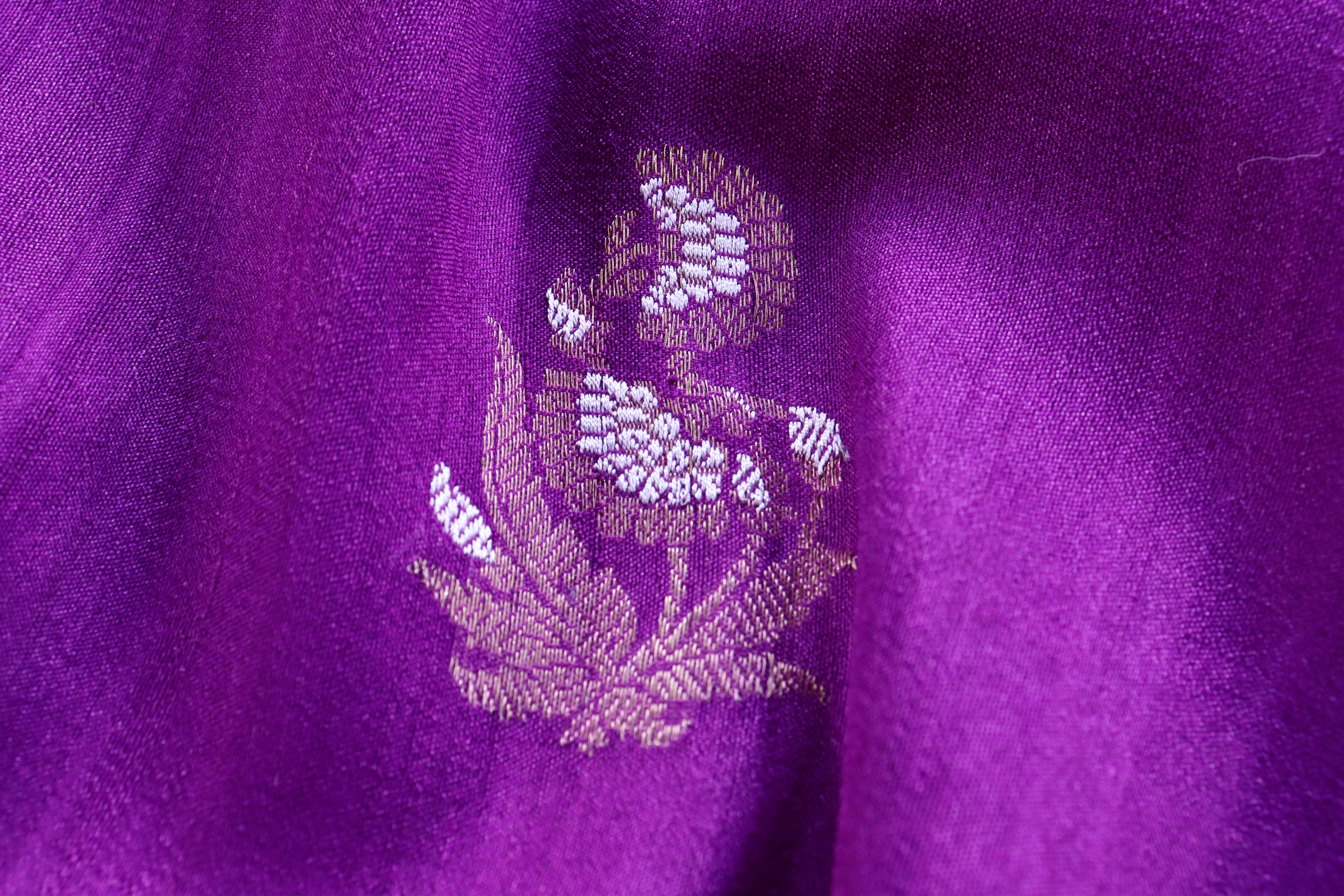 Purple Green Guldasta Motif Handwoven Tussar Silk Saree