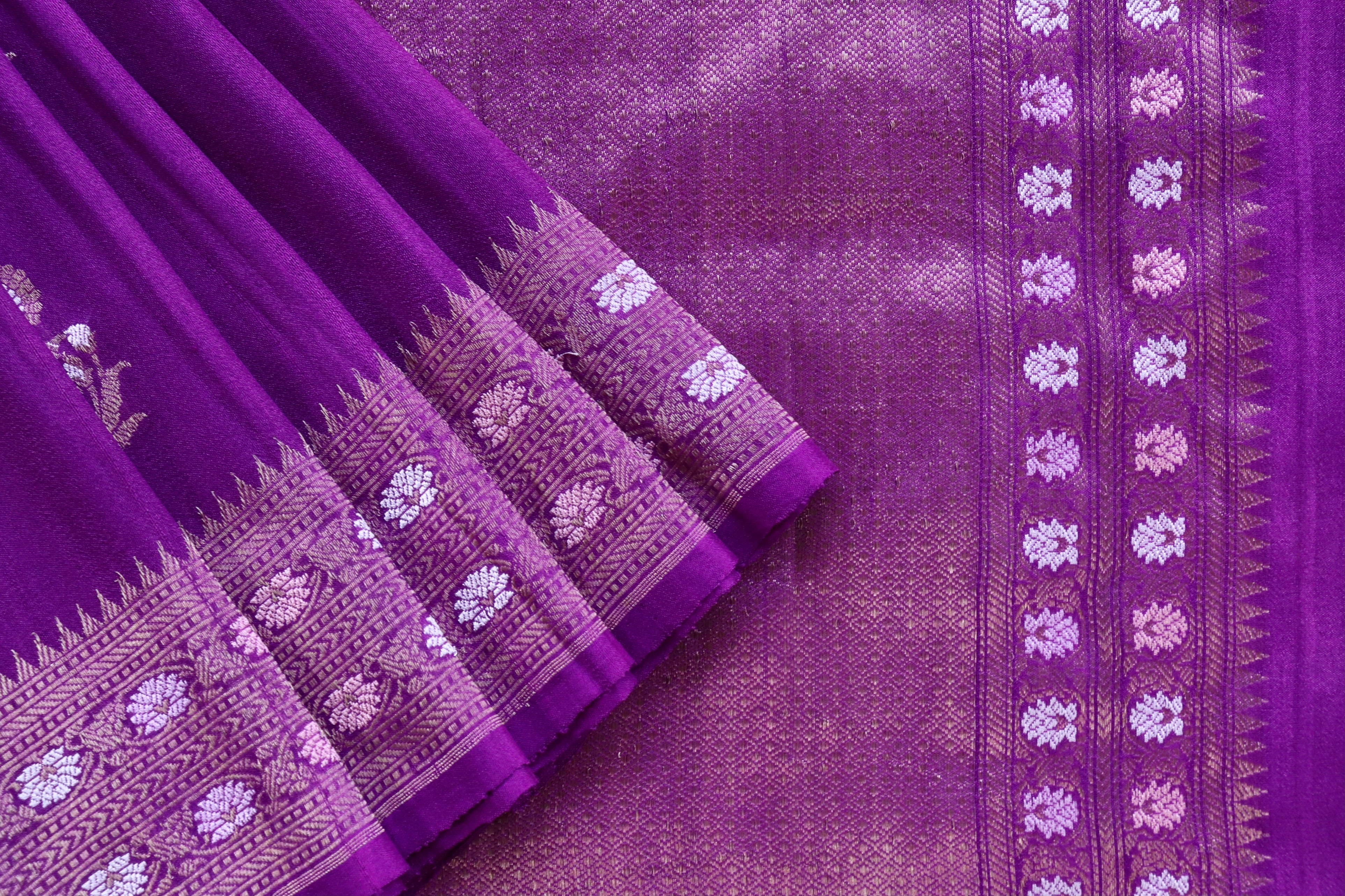 Purple Green Guldasta Motif Handwoven Tussar Silk Saree