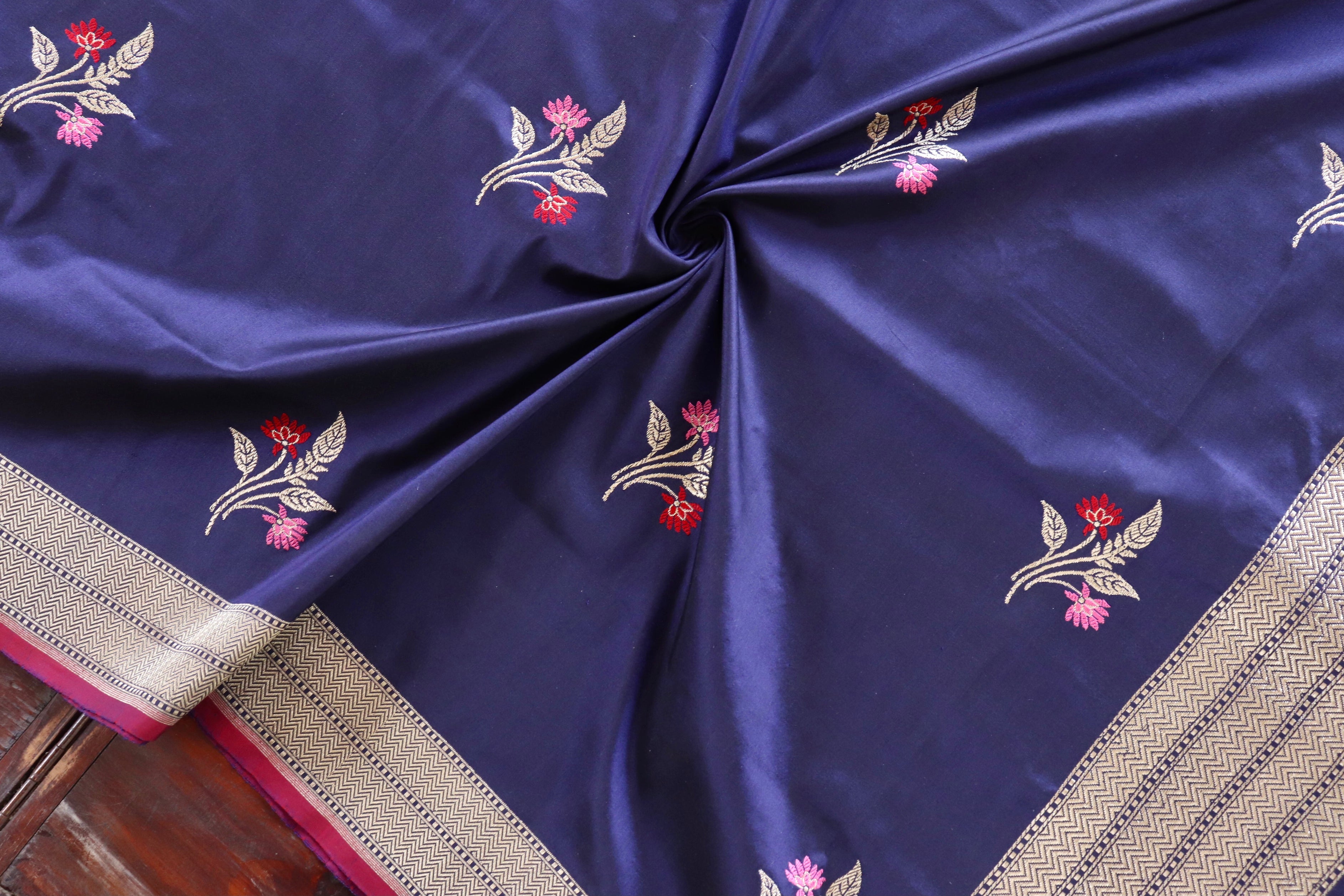 Navy Blue Leaf Motif Pure Silk Handloom Banarasi Dupatta