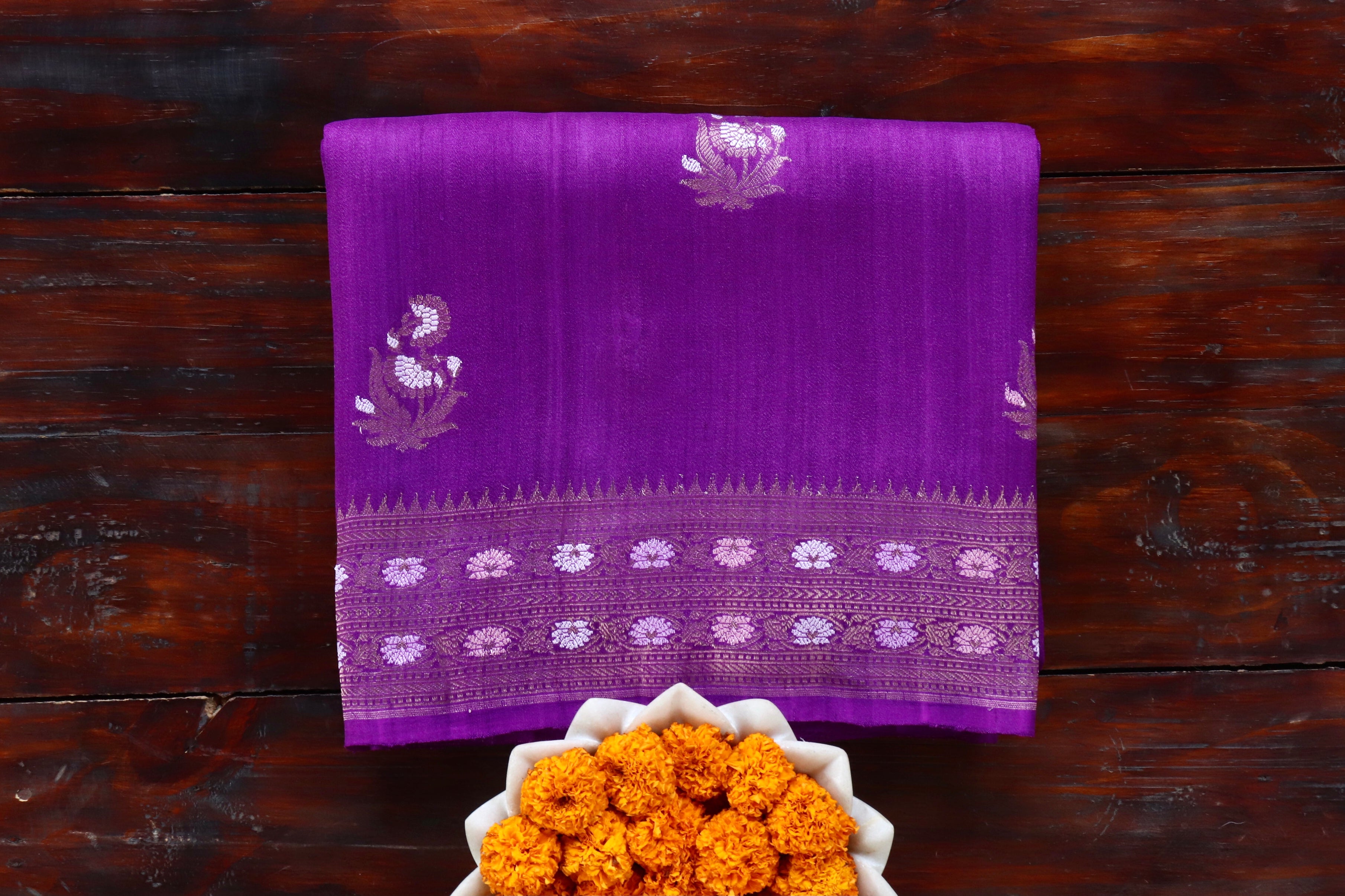 Purple Green Guldasta Motif Handwoven Tussar Silk Saree