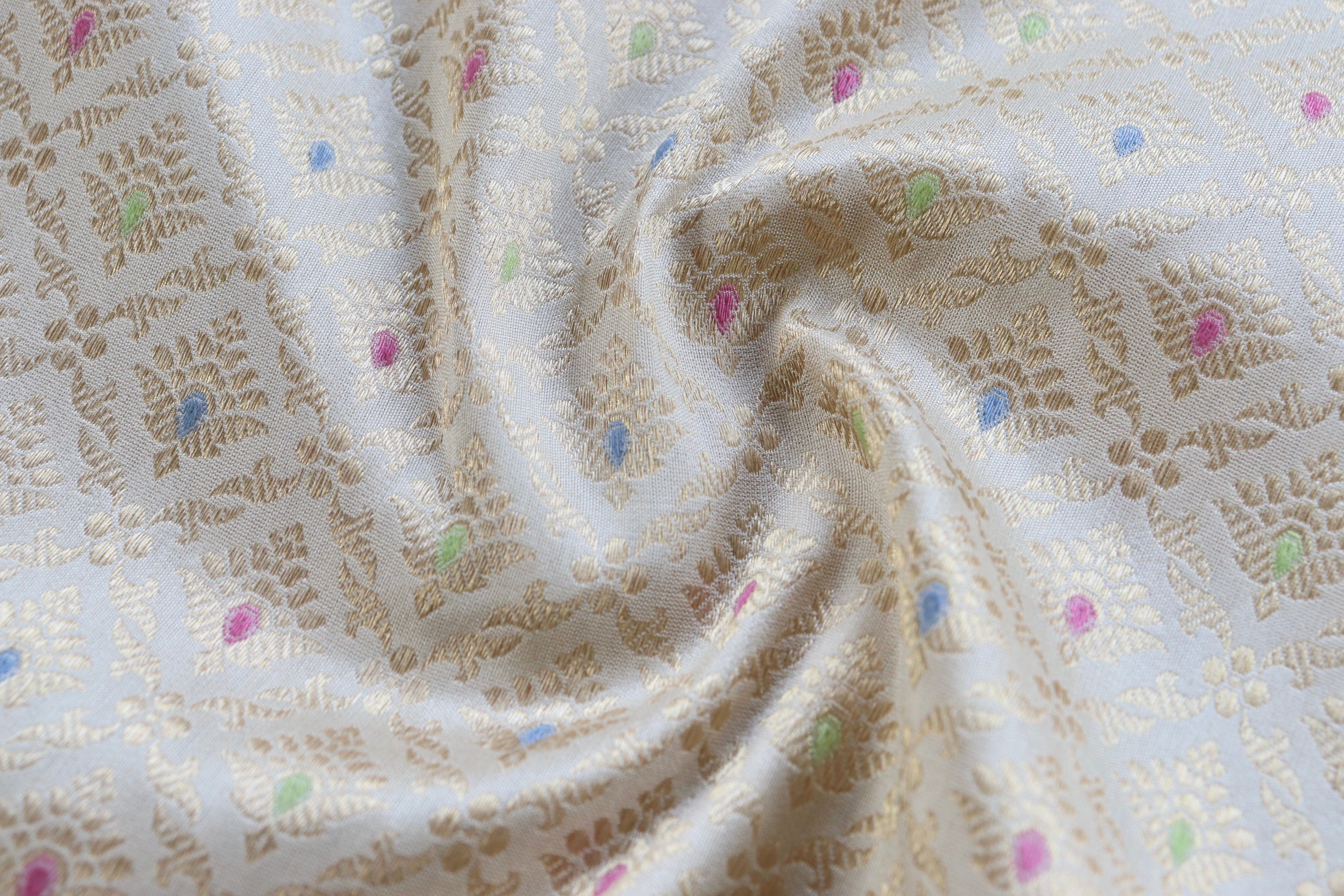 Ivory Meenadar Handwoven Banarasi Tanchoi Silk Saree