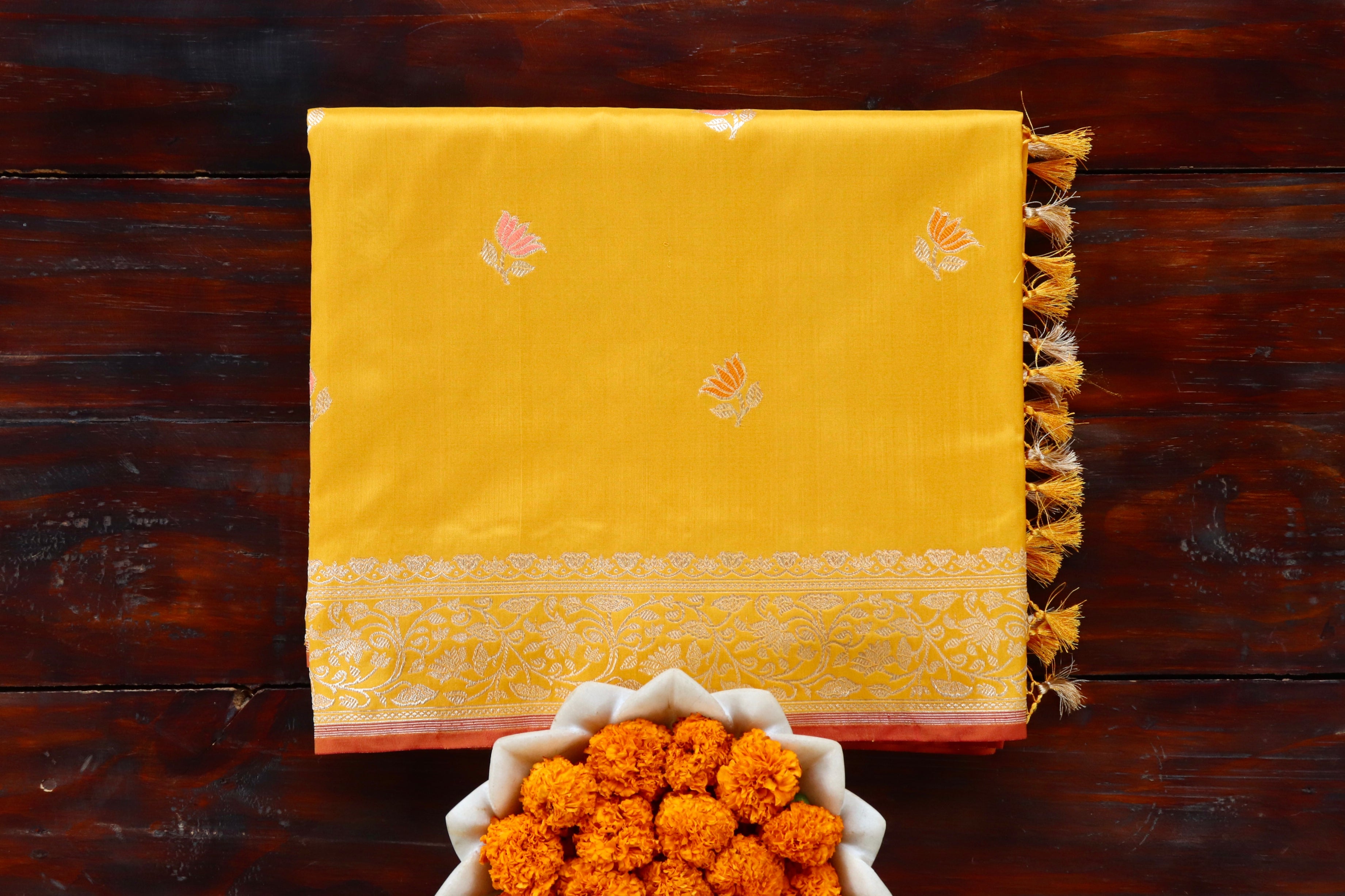 Yellow Lotus Motif Pure Katan Silk Handloom Banarasi Saree