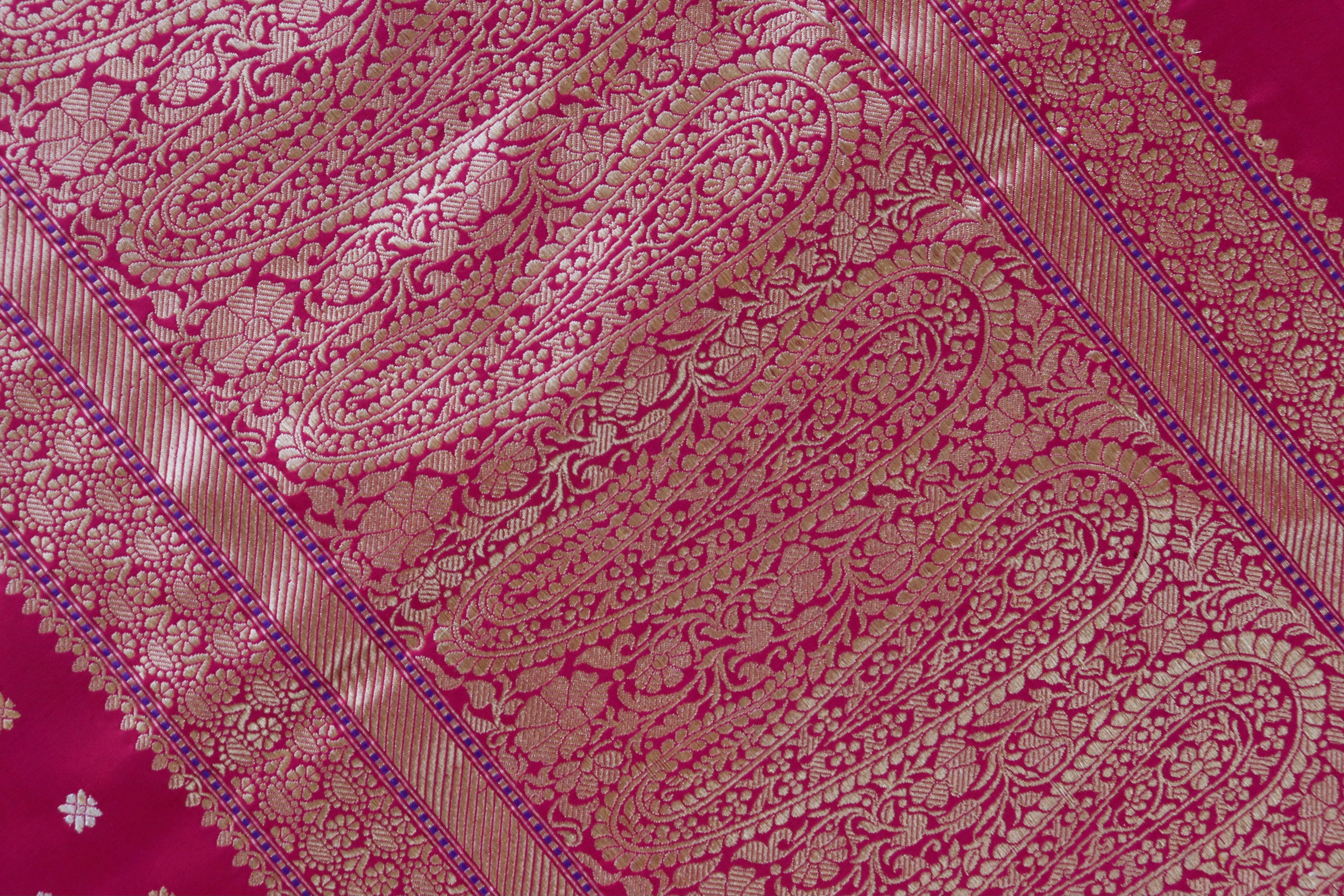 Magenta Pure Zari Handwoven Banarasi Silk Saree