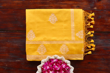 Mango Kadhua Motif Pure Silk Banarasi Saree | Stuti Weaves