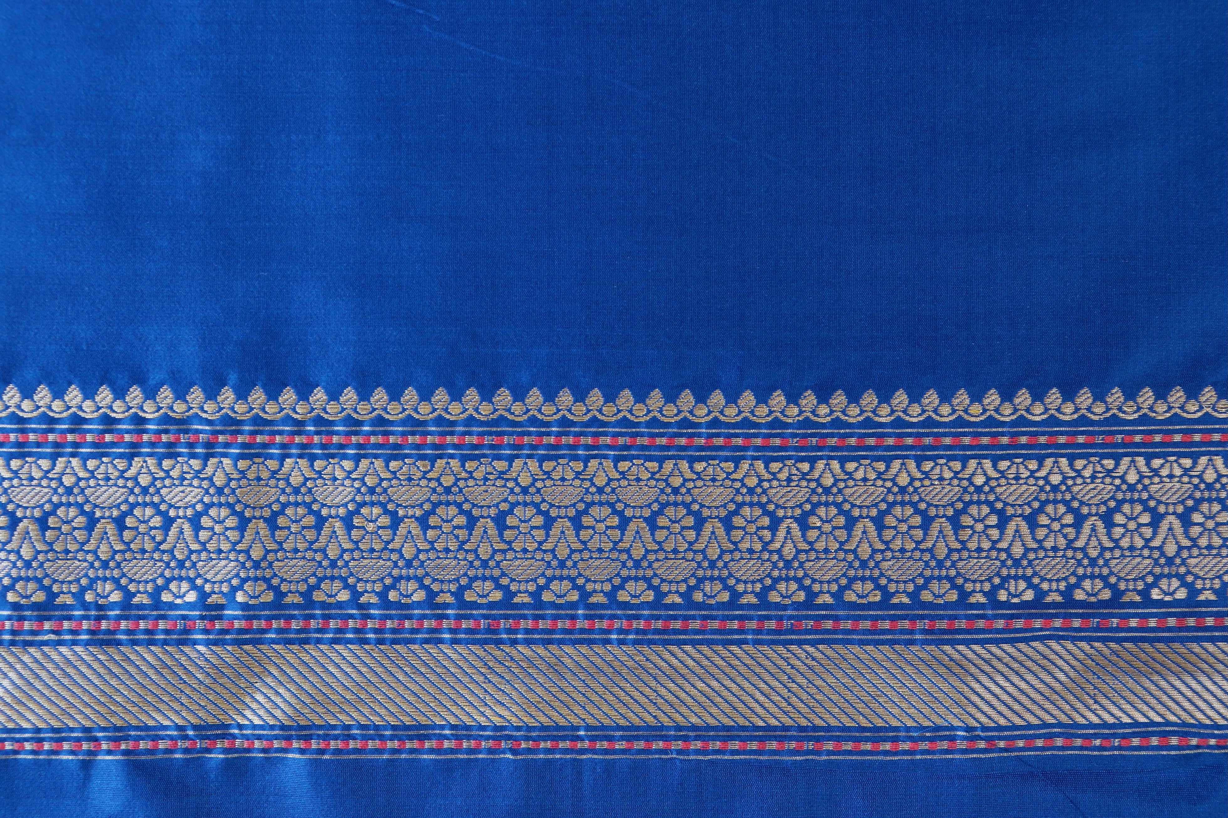 Neelambari Pure Zari Handwoven Banarasi Silk Saree