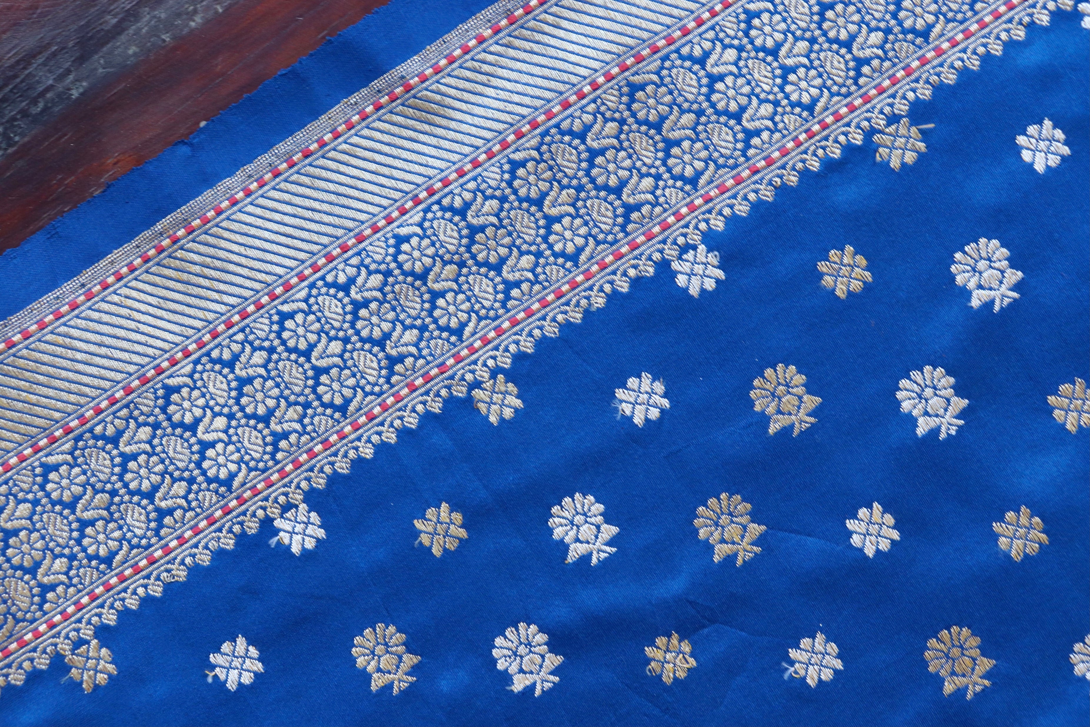 Neelambari Pure Zari Handwoven Banarasi Silk Saree