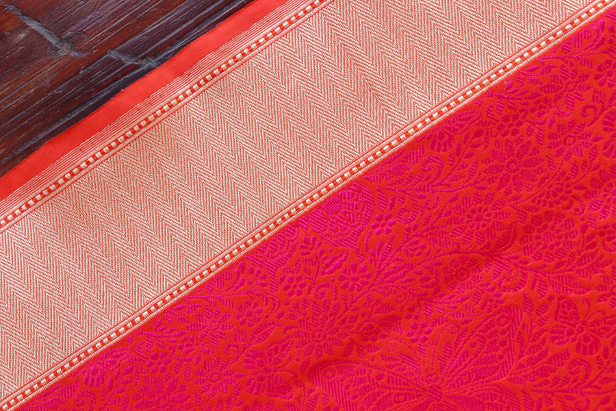 Pink Butterfly Resham Handwoven Banarasi Tanchoi Silk Saree