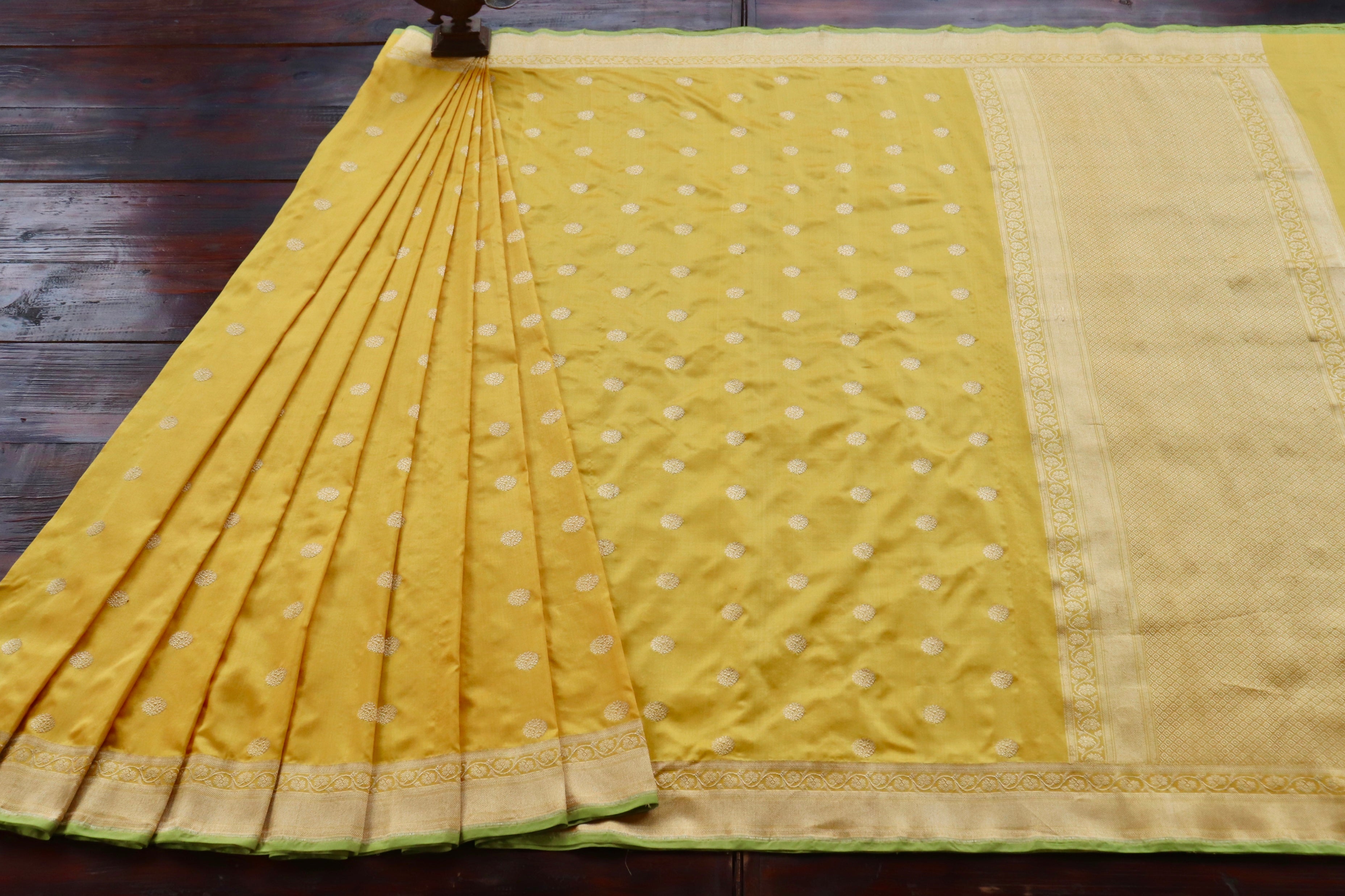 Yellow Ginnie Motif Pure Silk Handloom Banarasi Saree