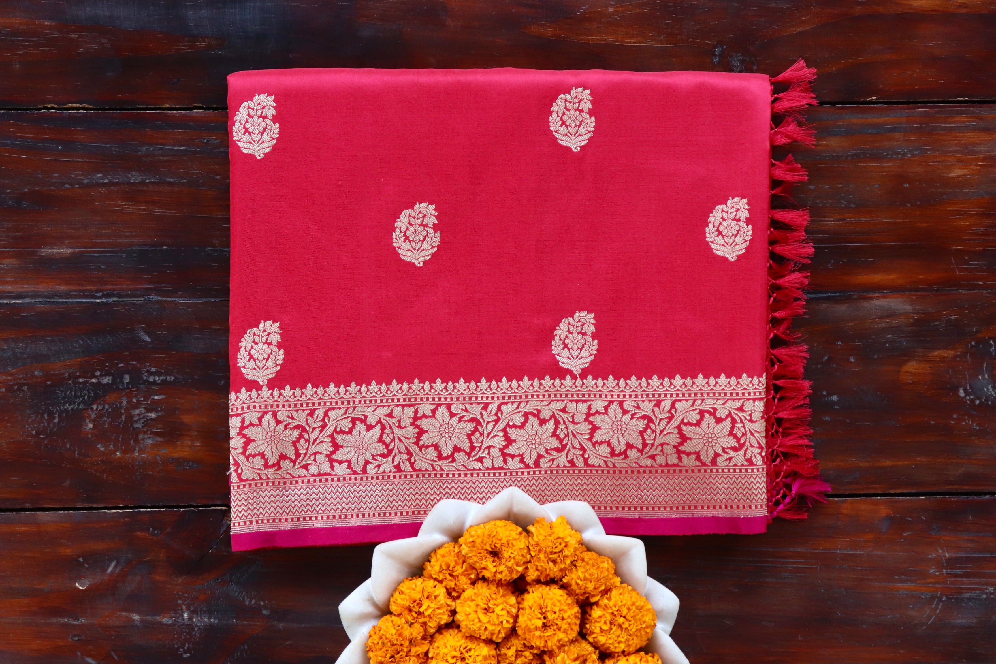 Kairy Kadhua Motif Pure Katan Silk Handloom Saree