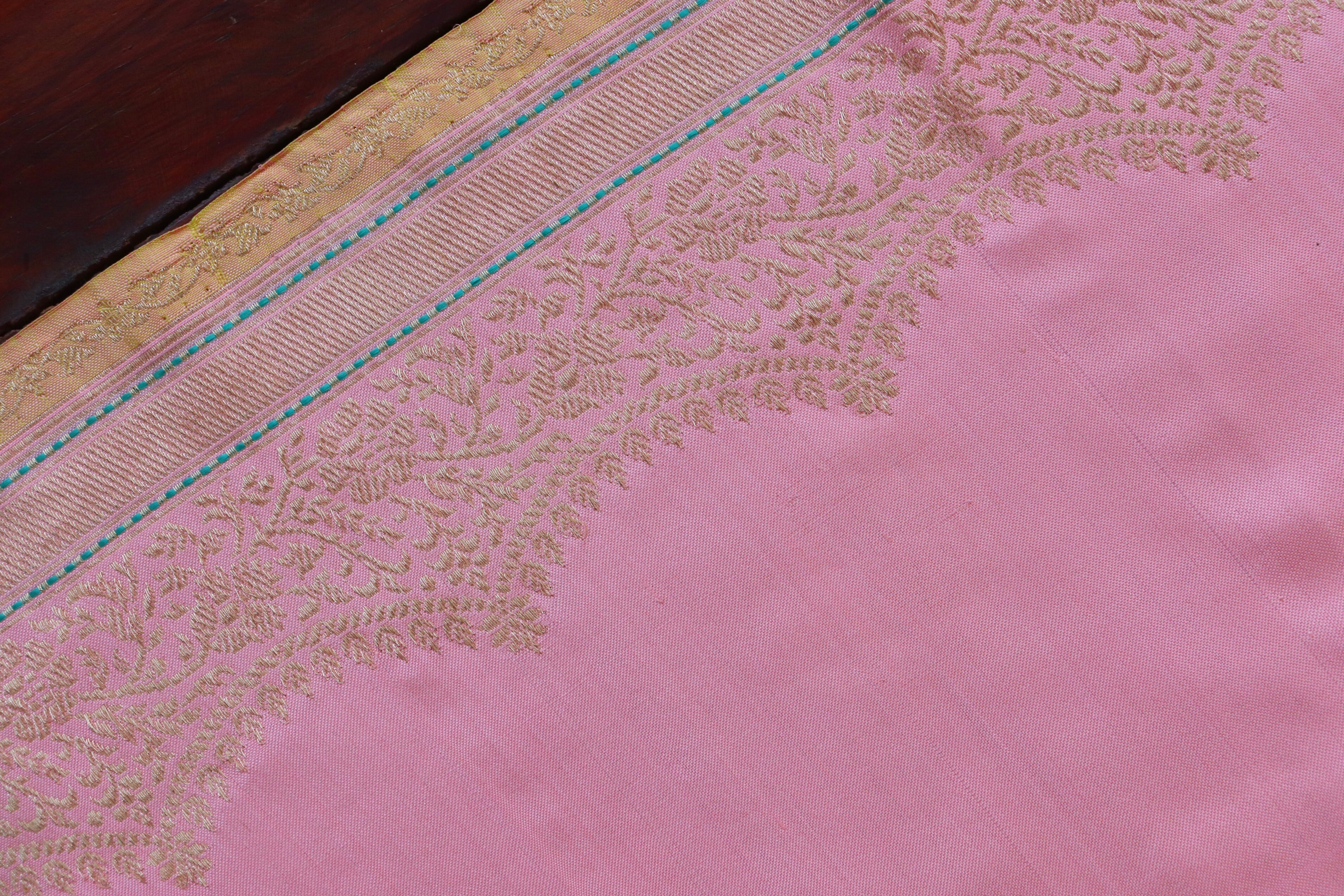 Baby Pink Butterfly Motif Pure Silk Handloom Banarasi Saree