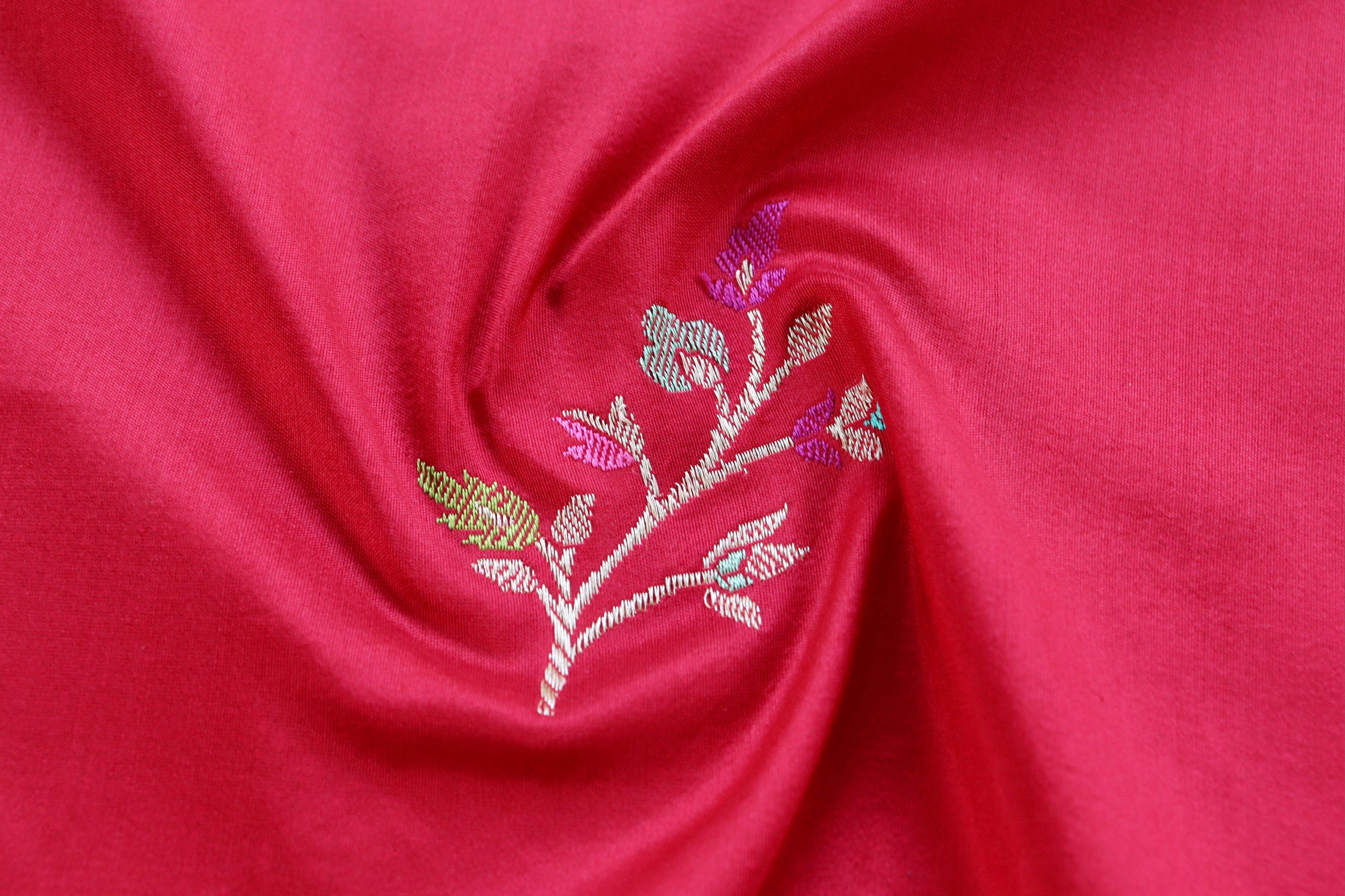 Red Leaf Motif Pure Silk Handloom Banarasi Dupatta