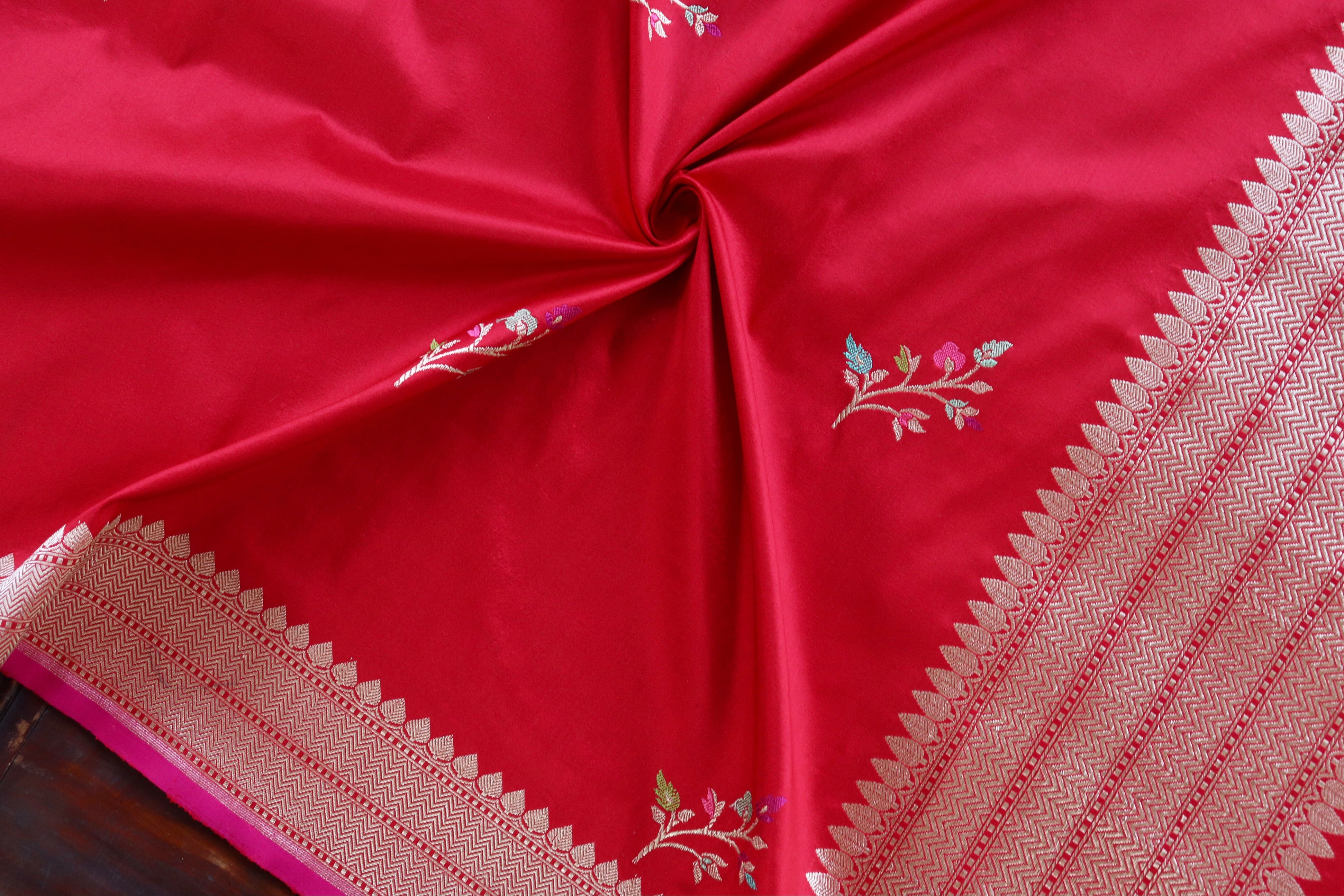 Red Leaf Motif Pure Silk Handloom Banarasi Dupatta