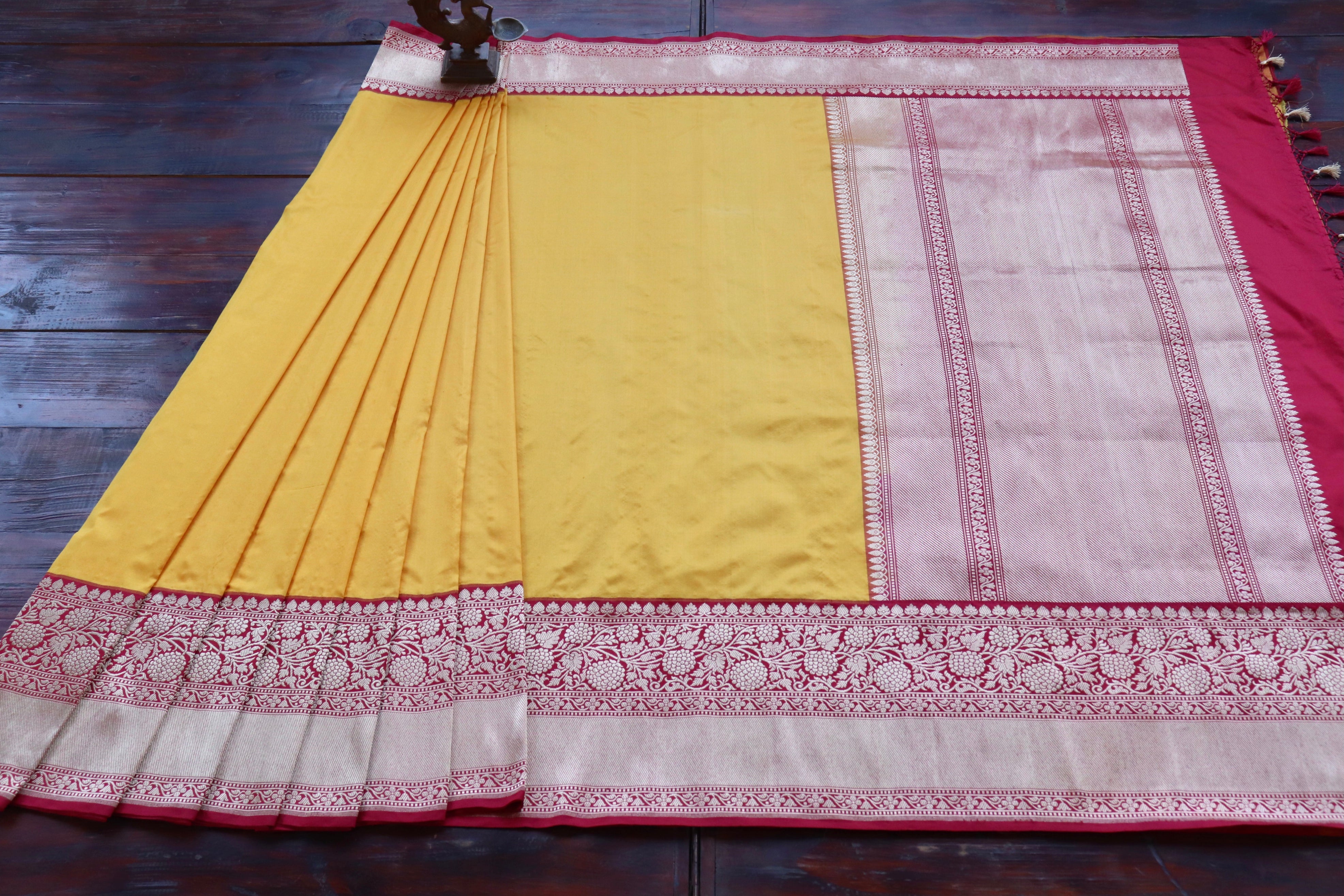 Yellow Kadhua Pure Katan Silk Handloom Banarasi Saree