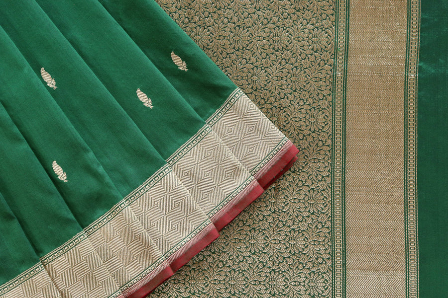 Bottle Green Kairy Kuniya Pure Silk Handloom Banarasi Saree