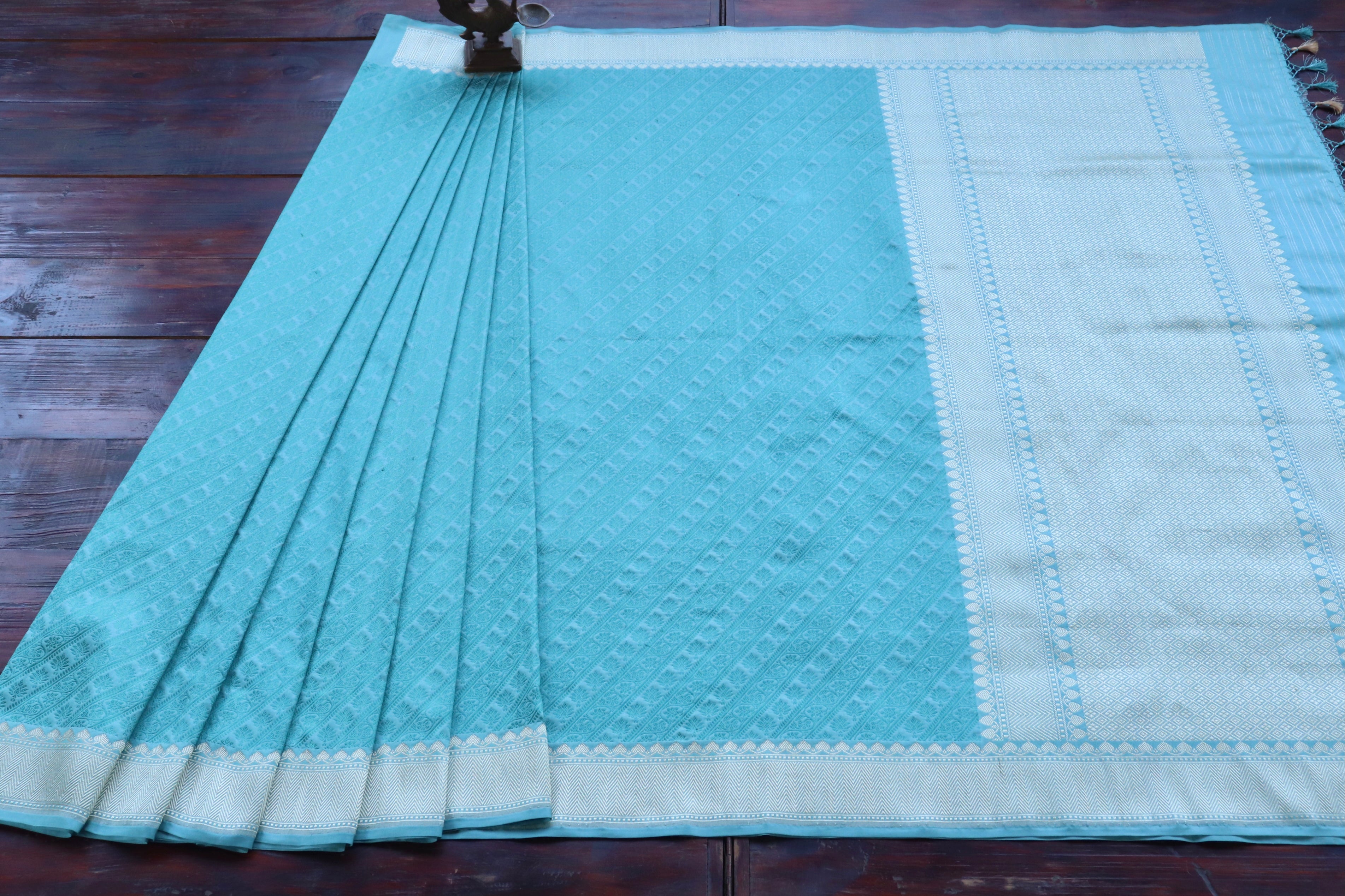 Sea Blue Resham Handwoven Banarasi Tanchoi Silk Saree